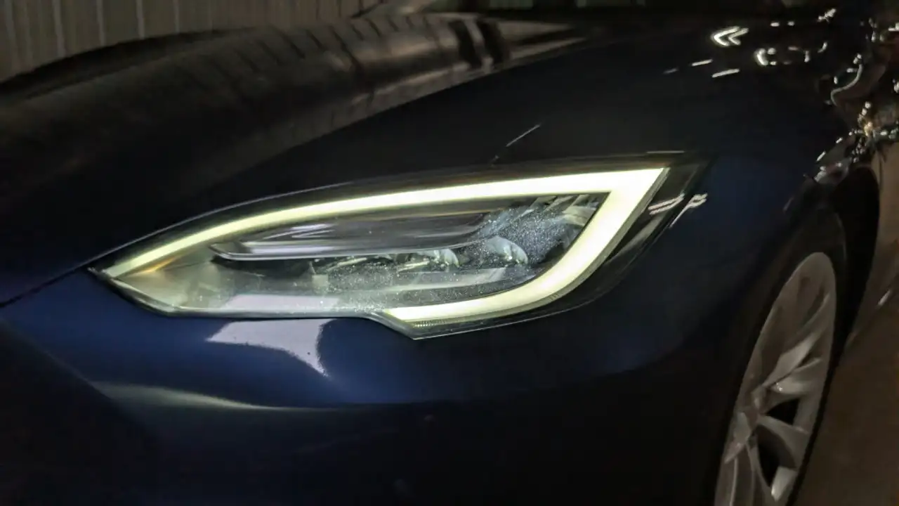 Tesla Model S снимка Tesla Model S