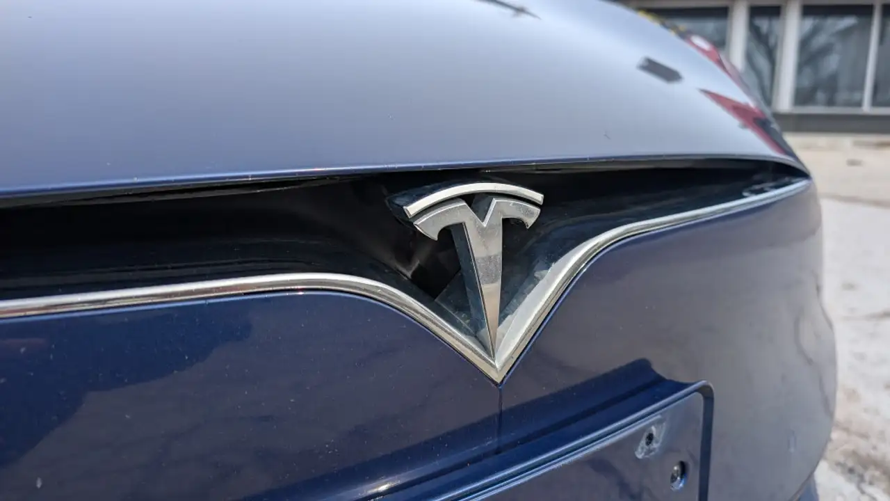Tesla Model S снимка Tesla Model S