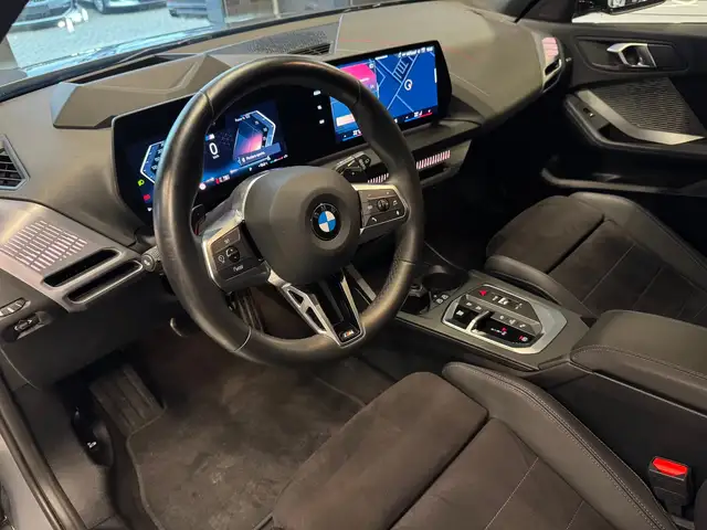 BMW 1 Series view 12