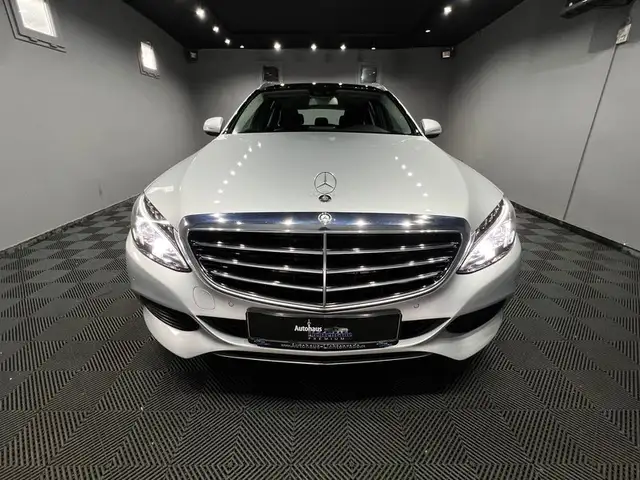 Mercedes-Benz C view 6