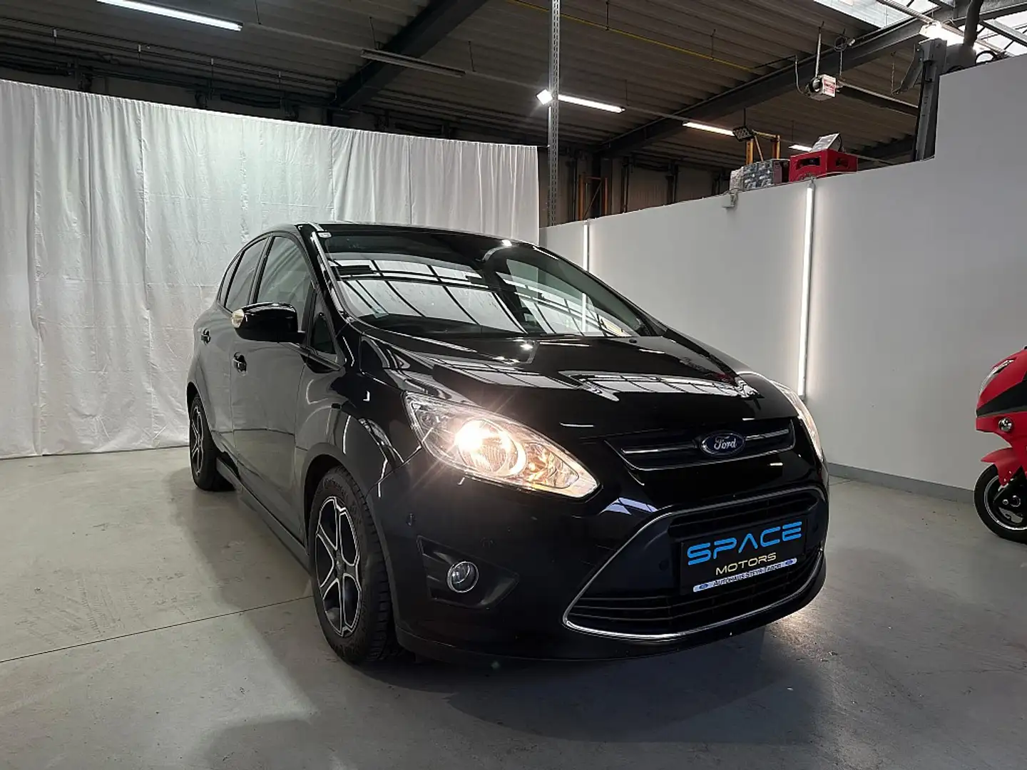 Ford C-Max C-MAX Easy 1,0 EcoBoost Schwarz - 1