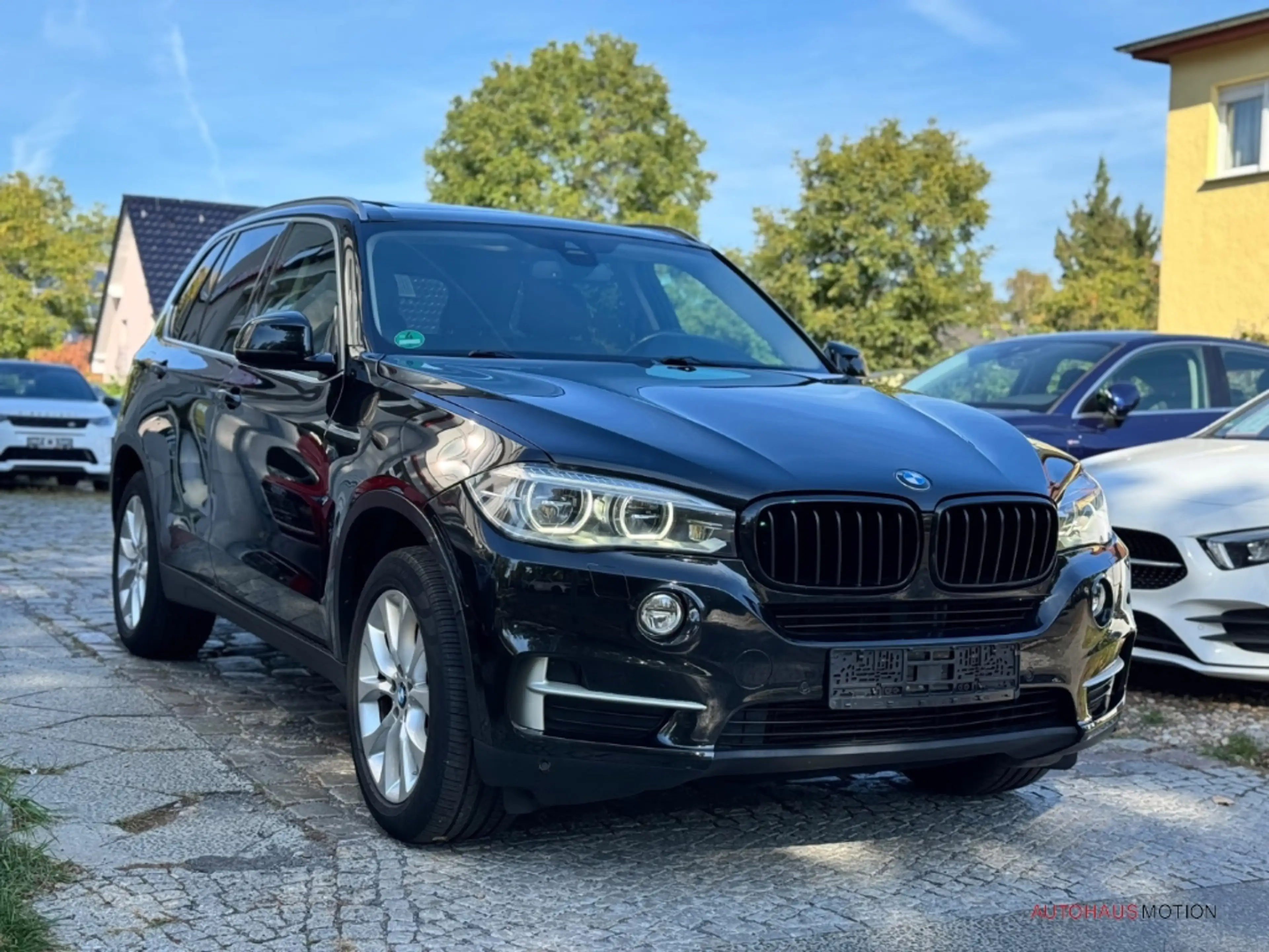 BMW X5 xDrive40d Pano Navi Leder LED Totwinkelassistent — photo 4