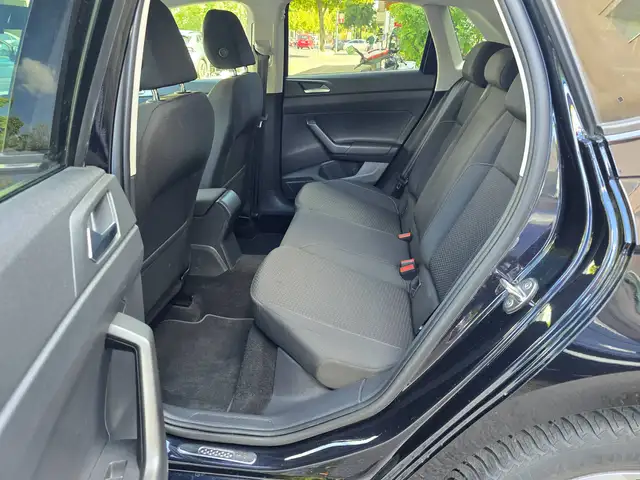 Volkswagen Polo view 9