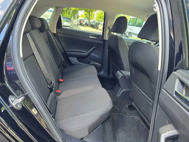 Volkswagen Polo view 10