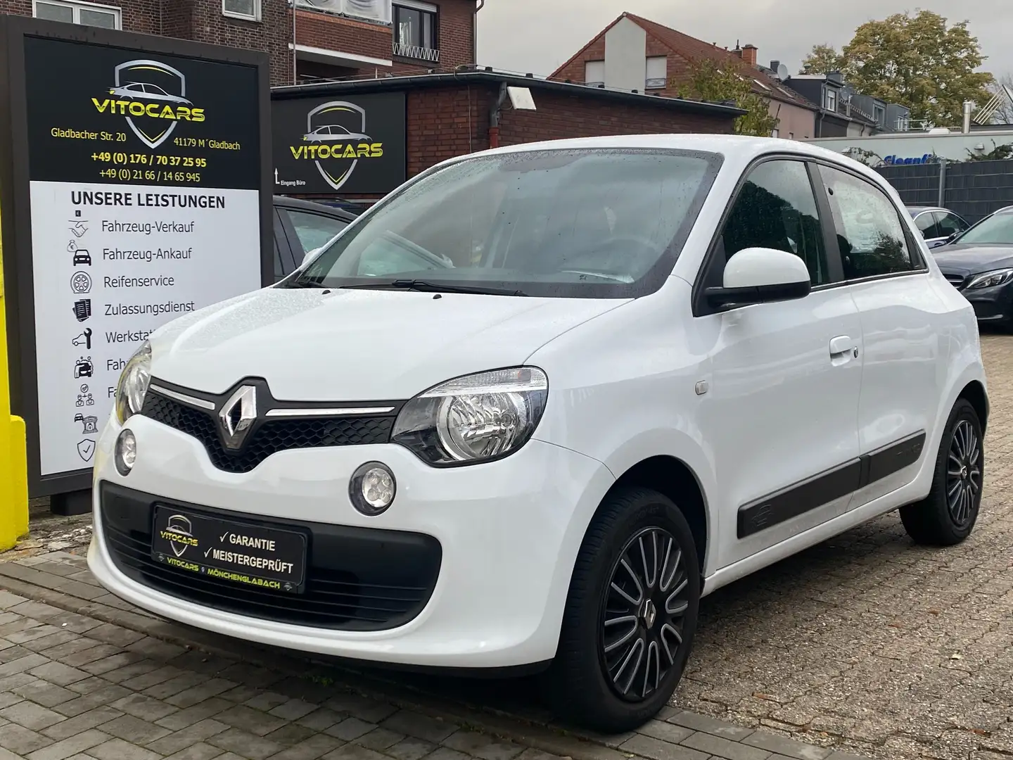 Renault Twingo Life | ab 4,99% | Garantie | 2.Hand | Klima | Weiß - 1