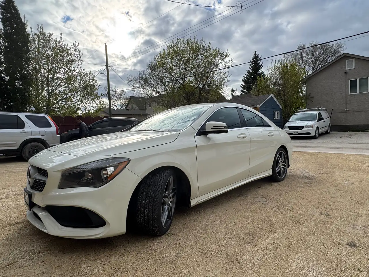 Mercedes-Benz CLA снимка Mercedes-Benz CLA