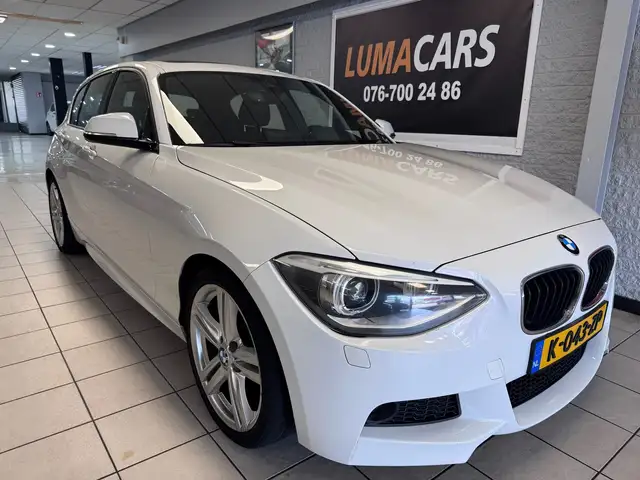 BMW 116 1-serie 116i Executive | Nieuwe APK | Pano | Navi