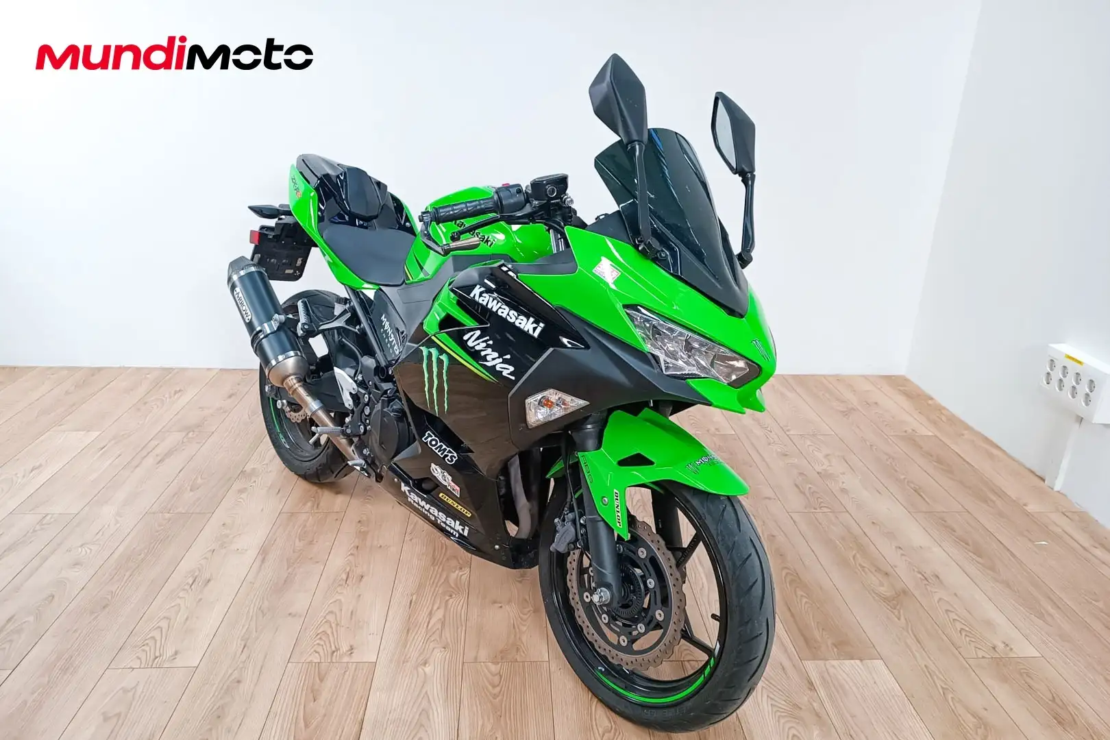 Kawasaki Ninja 400 - 2