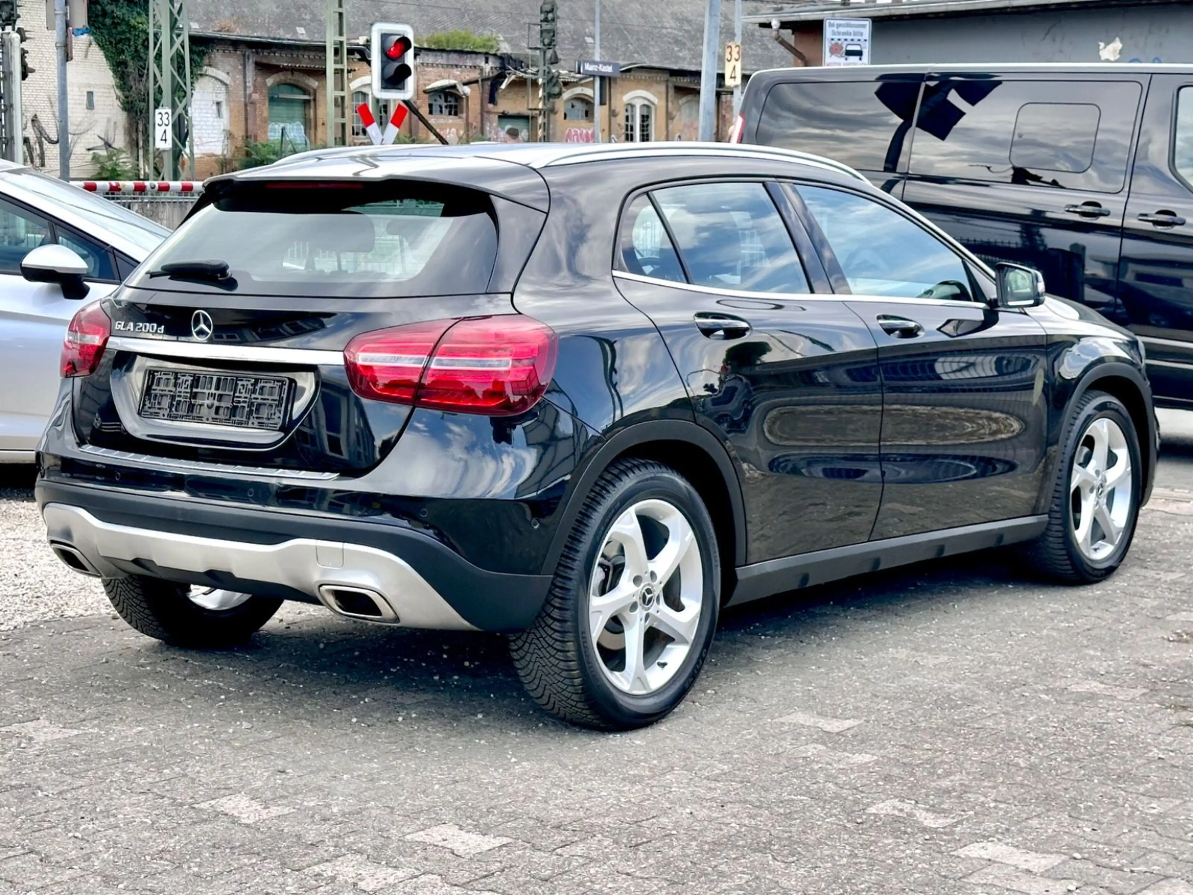 Mercedes-Benz GLA 200 d URBAN*AUTOM+MOD.2020+18LM* — photo 5