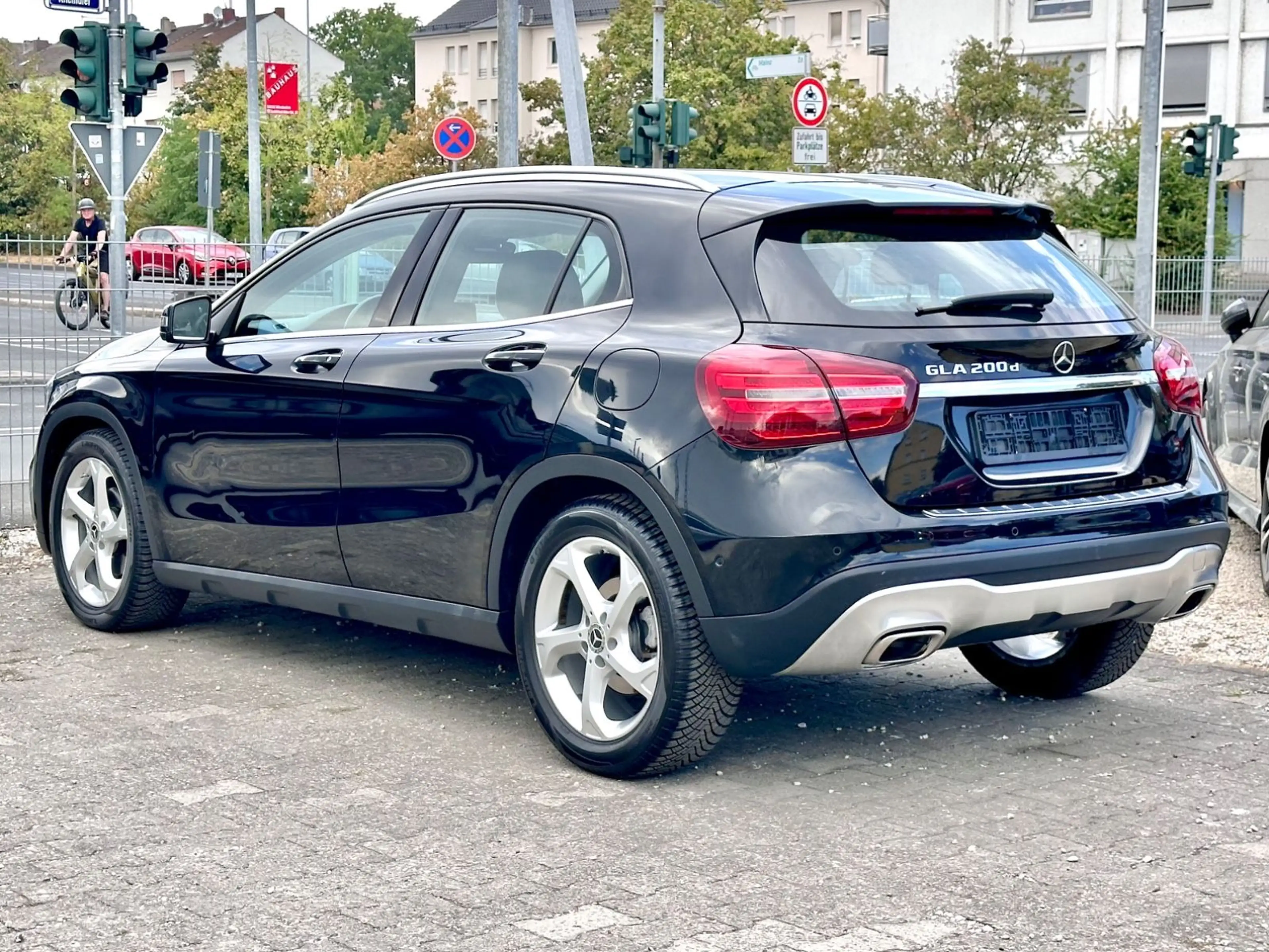 Mercedes-Benz GLA 200 d URBAN*AUTOM+MOD.2020+18LM* — photo 7