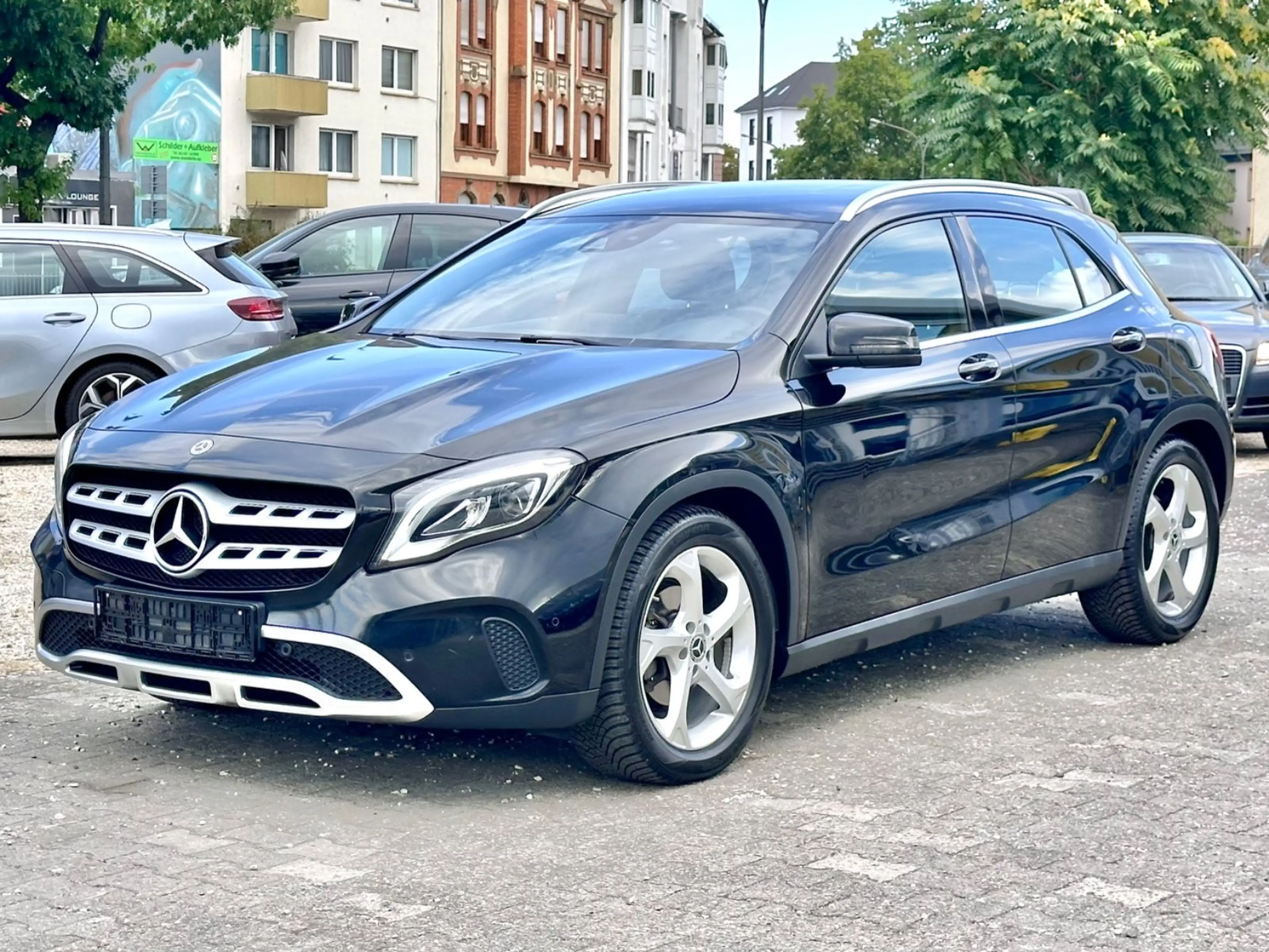 Mercedes-Benz GLA 200 d URBAN*AUTOM+MOD.2020+18LM*