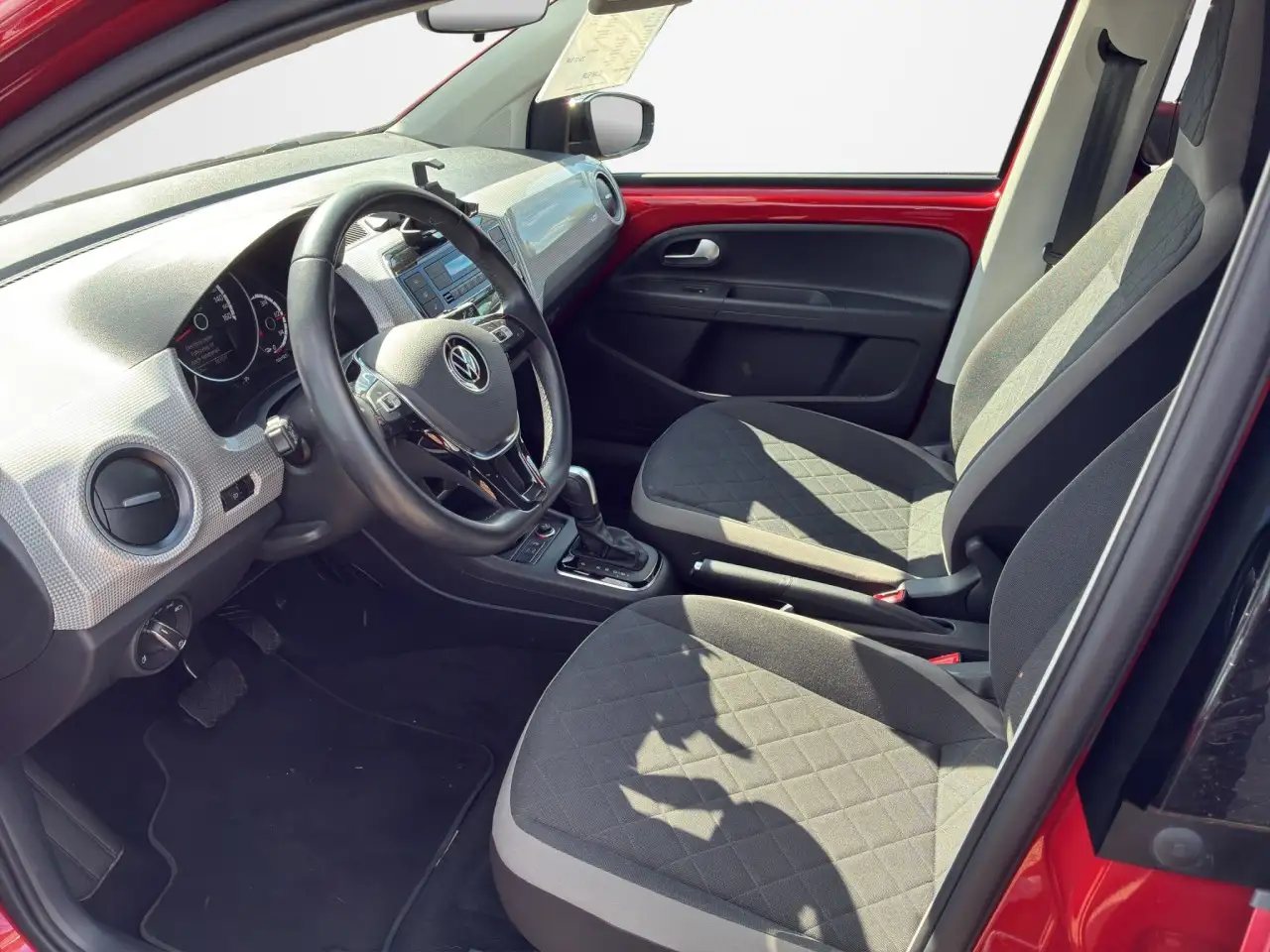 Volkswagen E-Up ! ! Edition+RFK+GRA+SHZG+PDC+FRONTSCHEIBENHZG Klima, миниатюра 8
