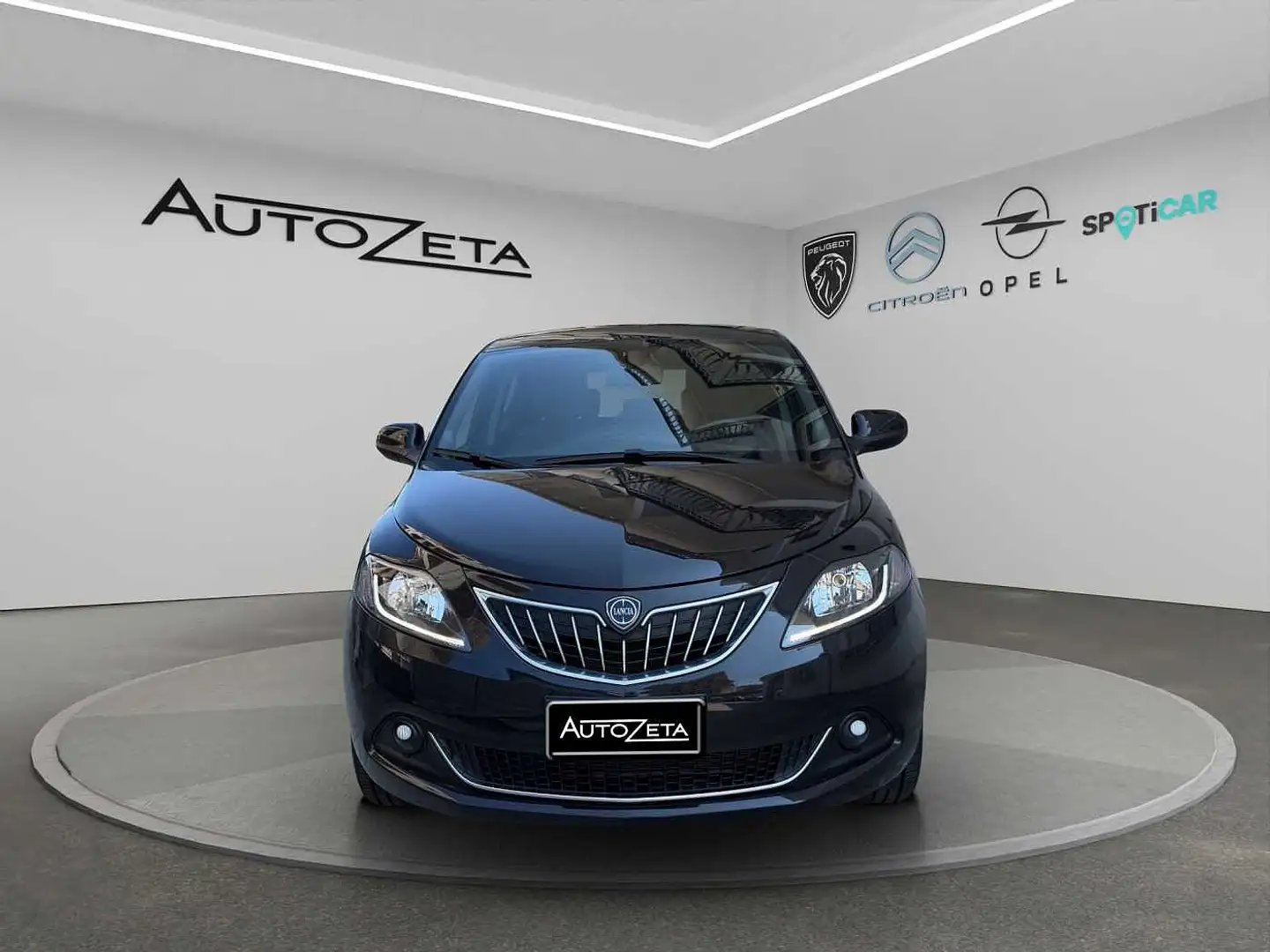 Lancia Ypsilon 3ª serie 1.0 FireFly 5 porte S&S Hybrid Silver Nero - 2