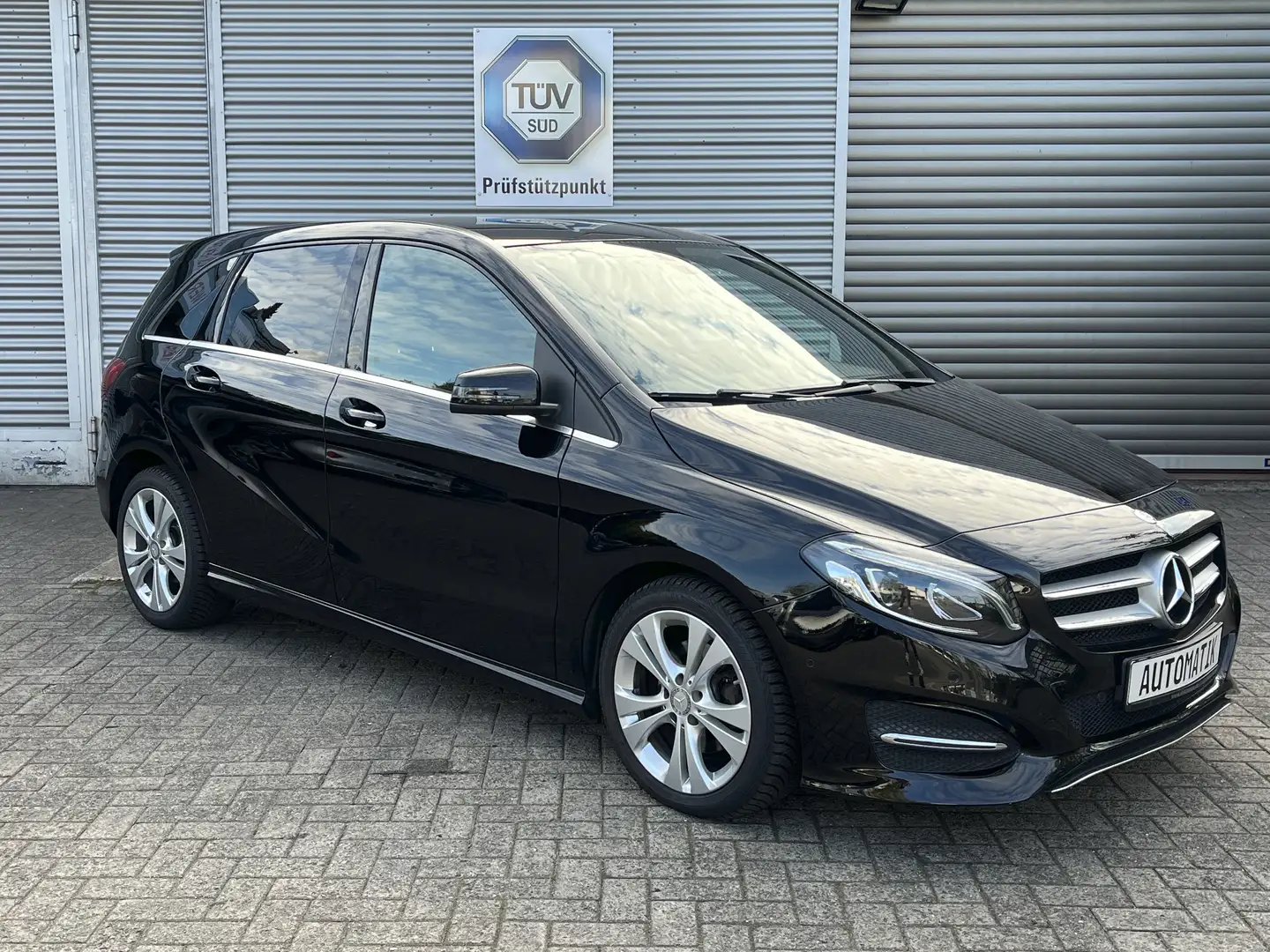 Mercedes-Benz B 200 AUTOMATIK*LED*NAVI*PDC Schwarz - 1