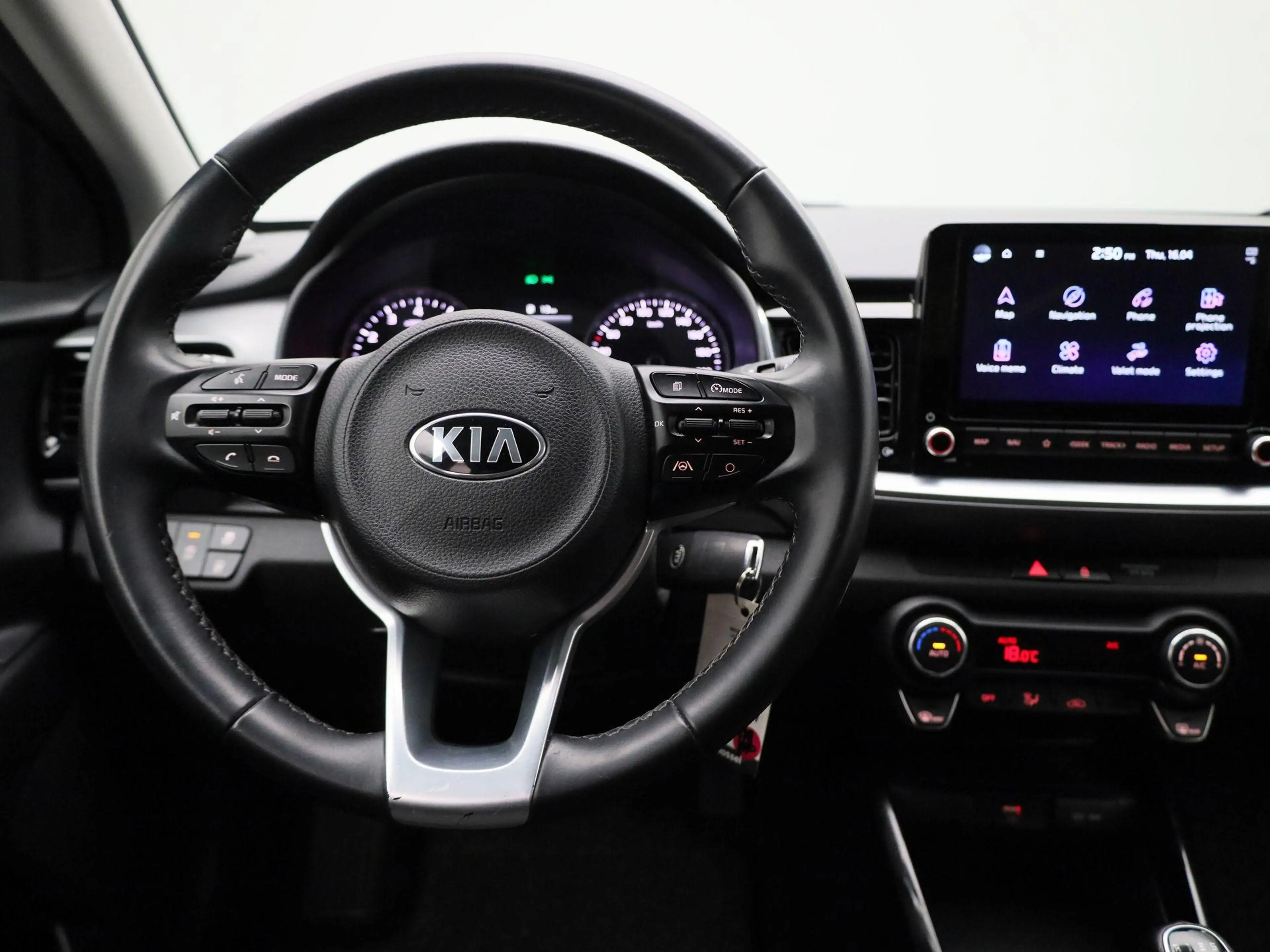 Kia Stonic 1.0 T 100 Pulse | Camera | Cruise Ctrl | Carplay — photo 9