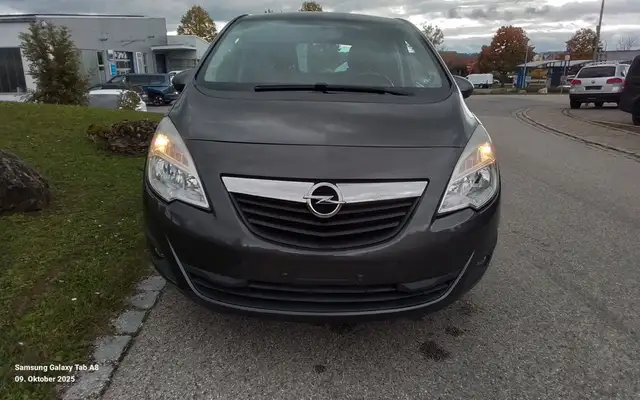 Opel Meriva B Edition