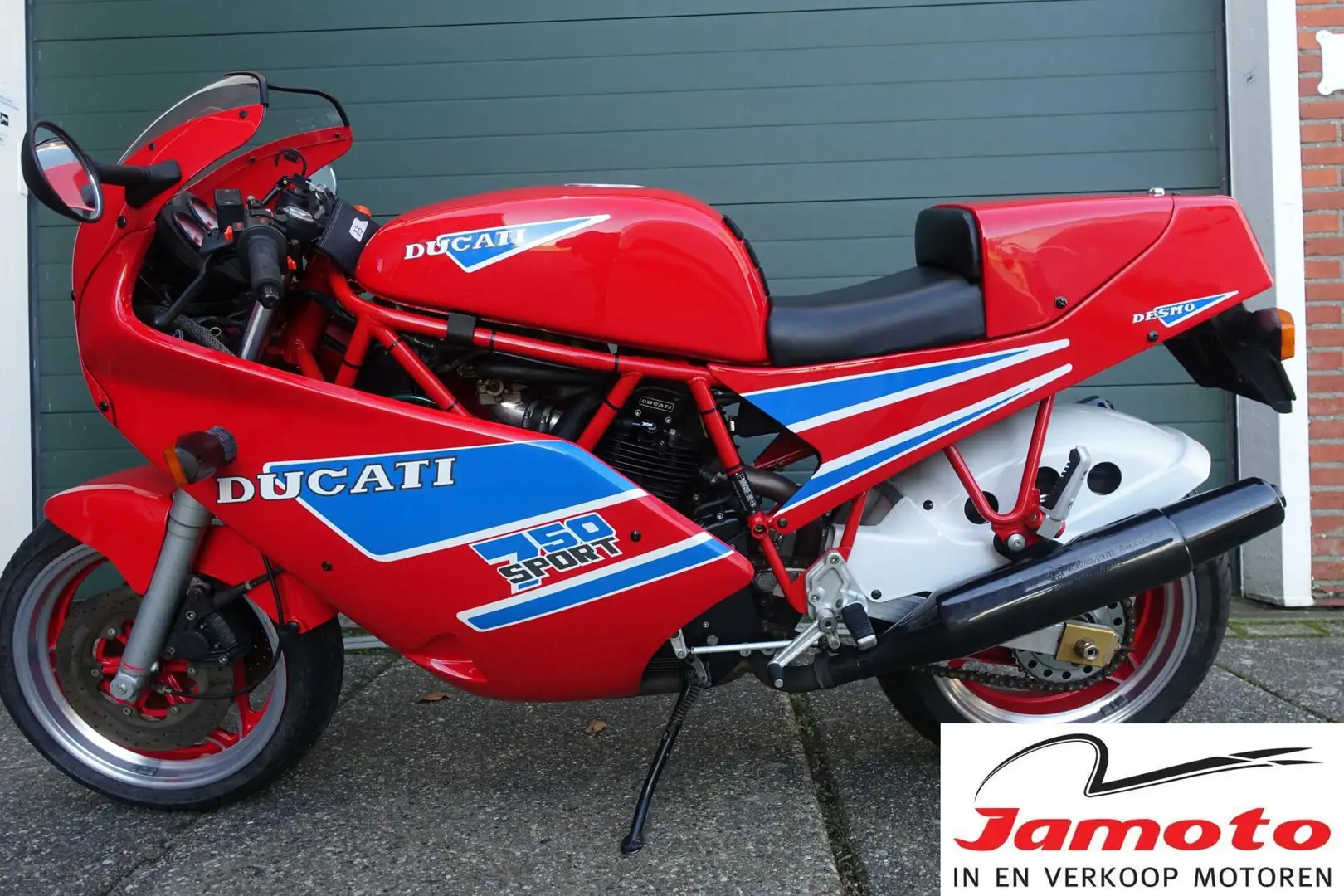 Ducati 750 Sport - 1