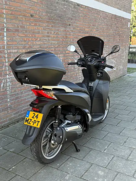 Honda SH 300 - foto 7