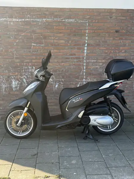 Honda SH 300 - foto 2