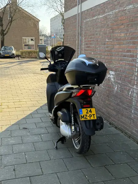 Honda SH 300 - foto 4