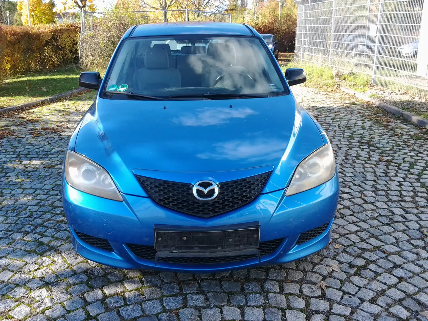 Mazda 3 1.4 Sport Comfort Blau - 2