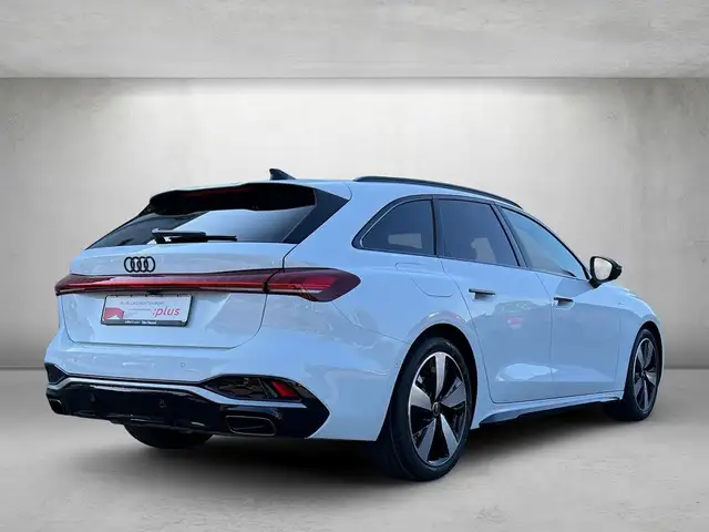 Audi A5 view 4