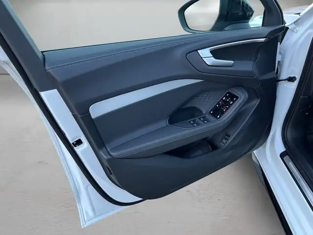 Audi A5 view 7