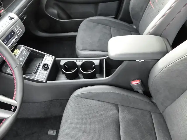 Hyundai Kona view 11