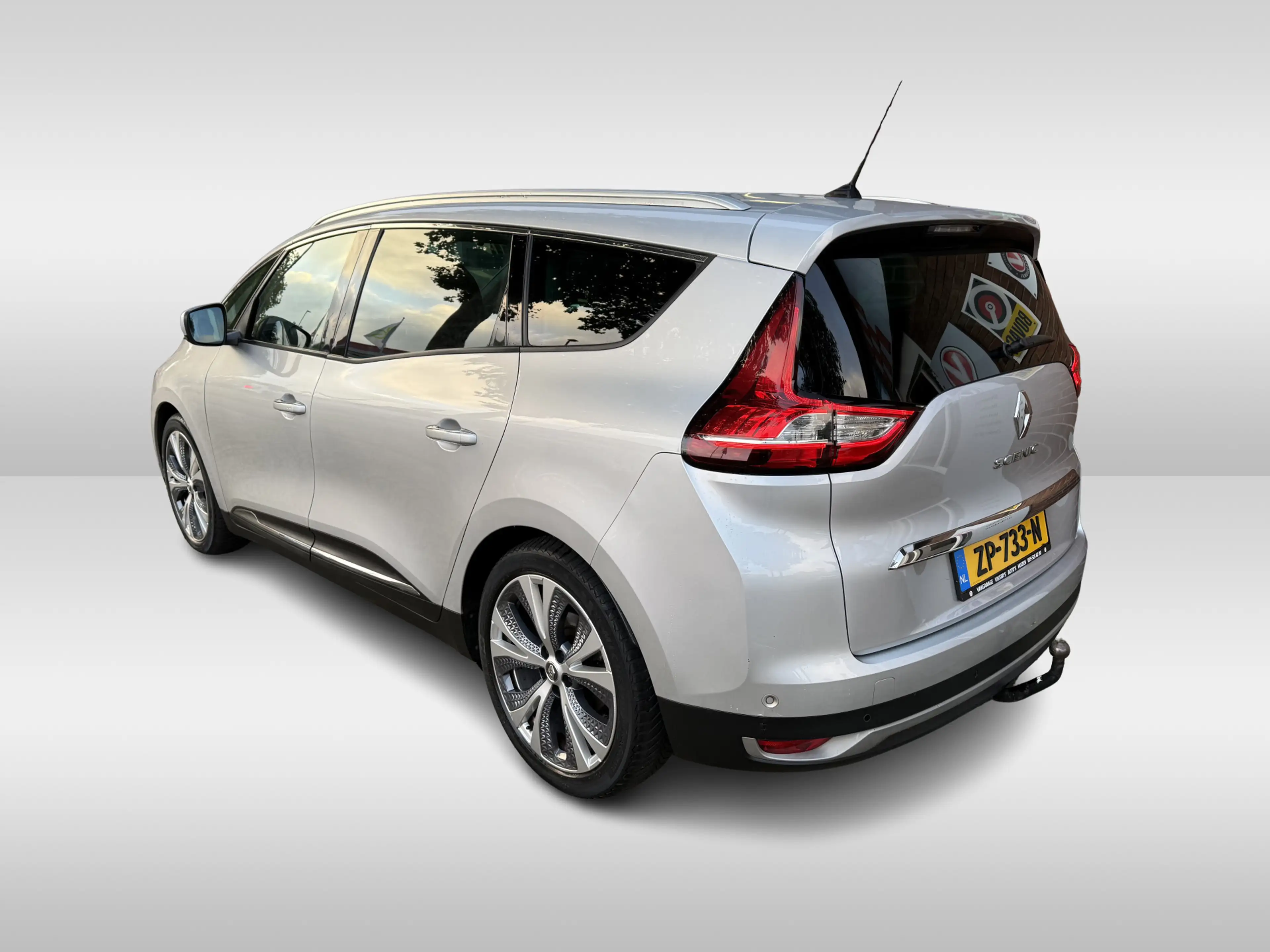 Renault Grand Scenic 1.3 TCe Bose 7p. | achteruitrijcamera | bose sound — photo 7