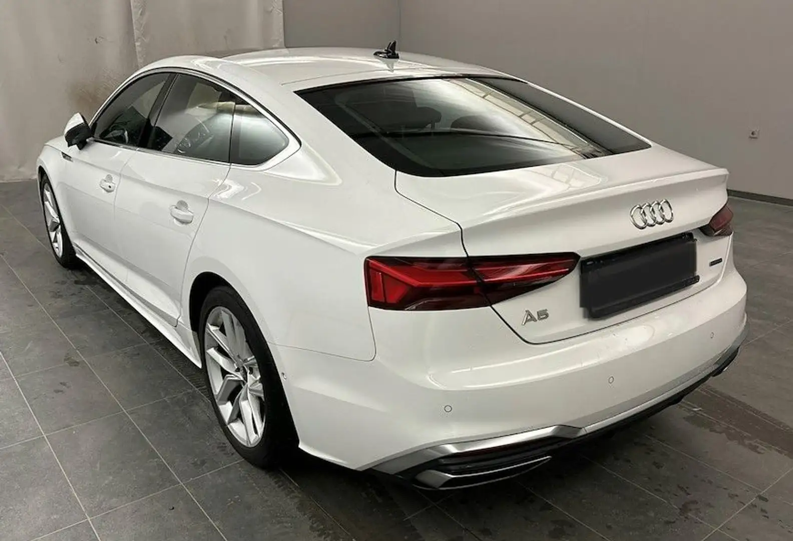 Audi A5 Sportback 40 TDI quattro S line Zubehör +16 K Bianco - 2