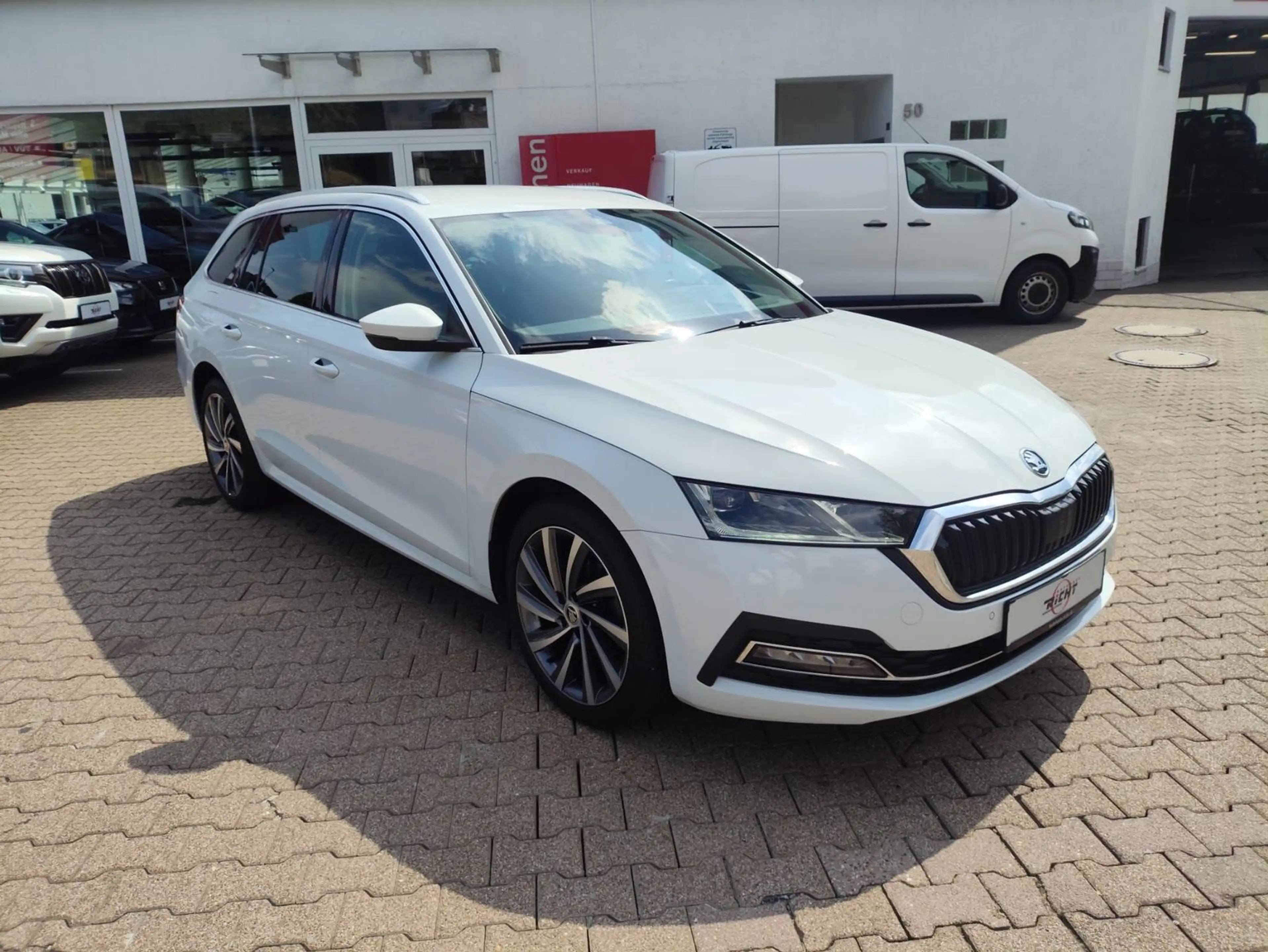 Skoda Octavia 1.5 TSI Style DSG HUD Columbus Kamera — photo 4