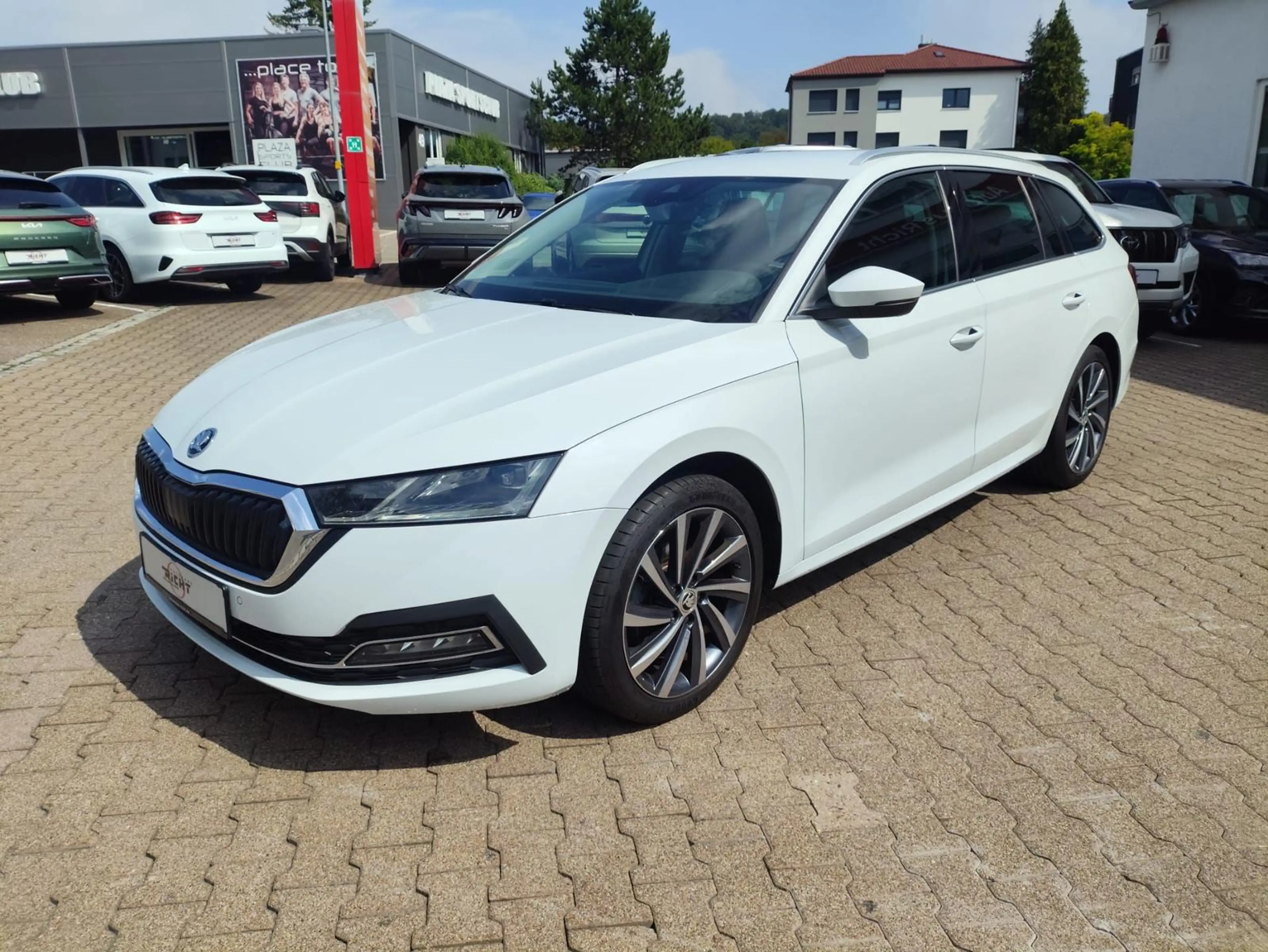 Skoda Octavia 1.5 TSI Style DSG HUD Columbus Kamera — photo 3