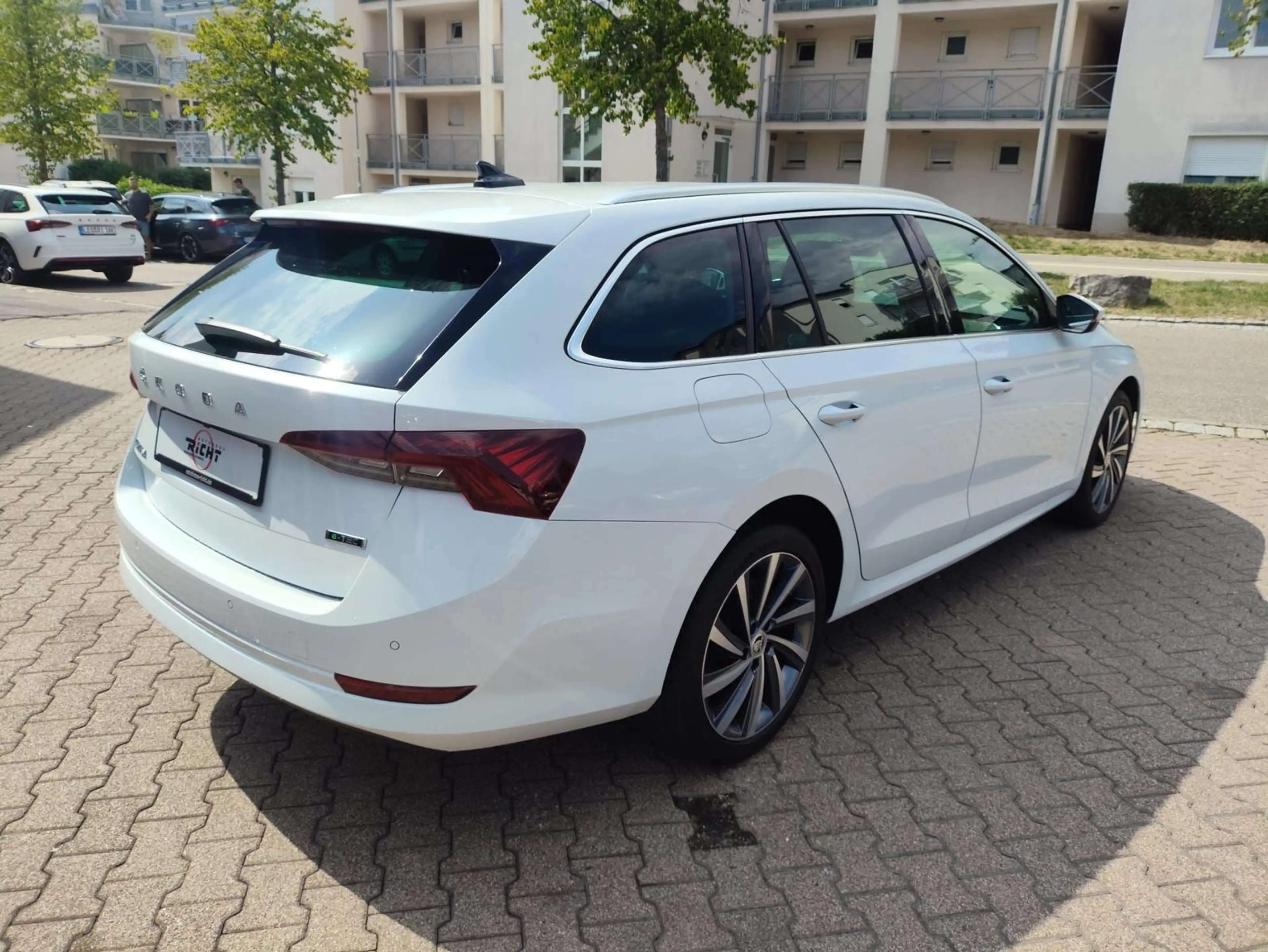 Skoda Octavia 1.5 TSI Style DSG HUD Columbus Kamera — photo 5