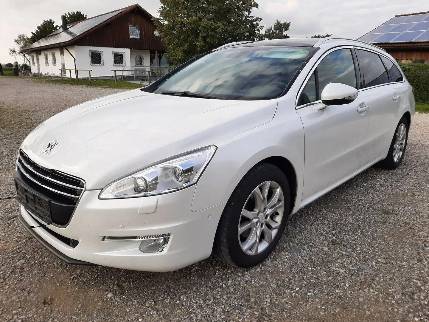 Peugeot 508 SW 2.0 HDI Allure Leder Navi SHZ LED Panoram Weiß - 1