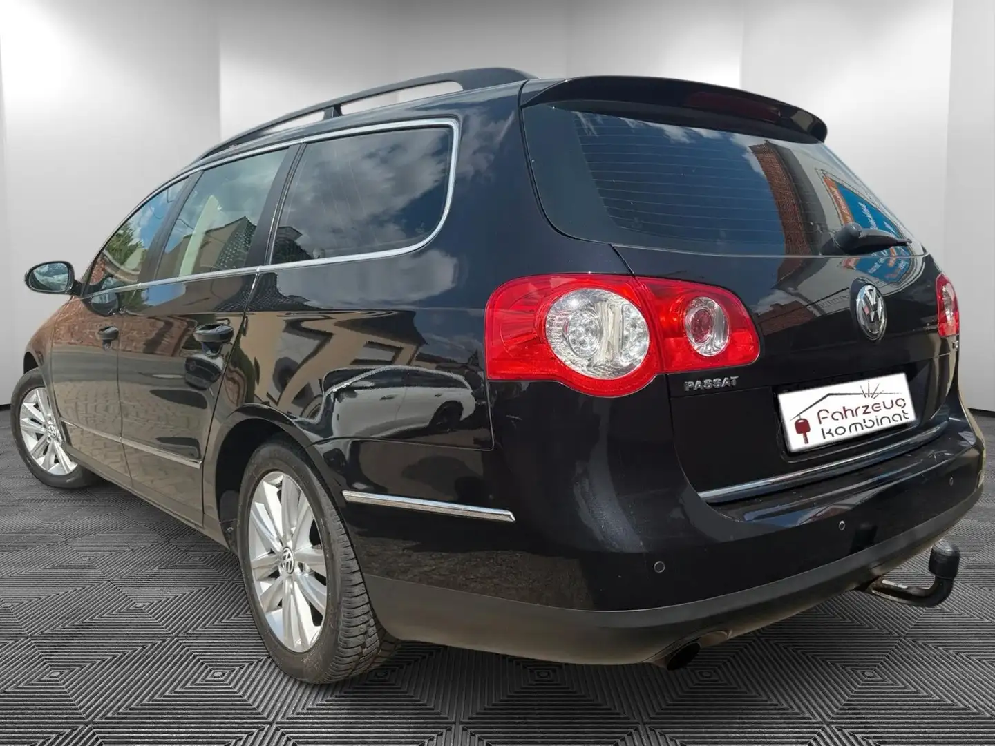 Volkswagen Passat Variant Comfortline*TÜV NEU*XENON*TEMPO* Schwarz - 2