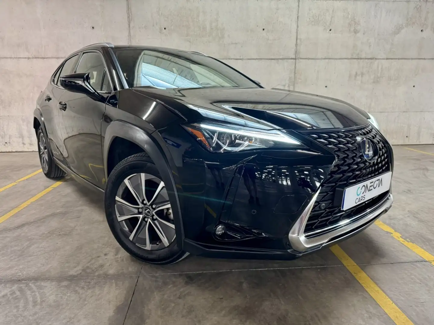 Lexus UX 300e Business Noir - 2