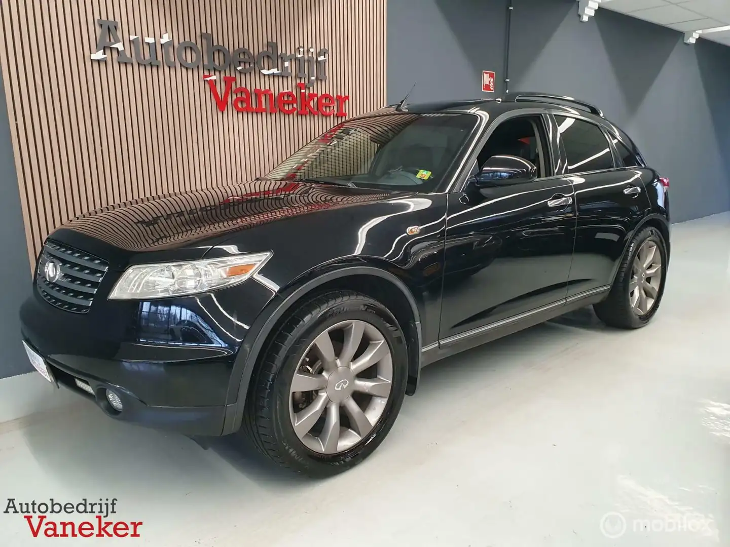 Infiniti FX 45 AWD|V8|Leer|Trekhaak|Adaptive Cruise|Youngtimer Fekete - 2