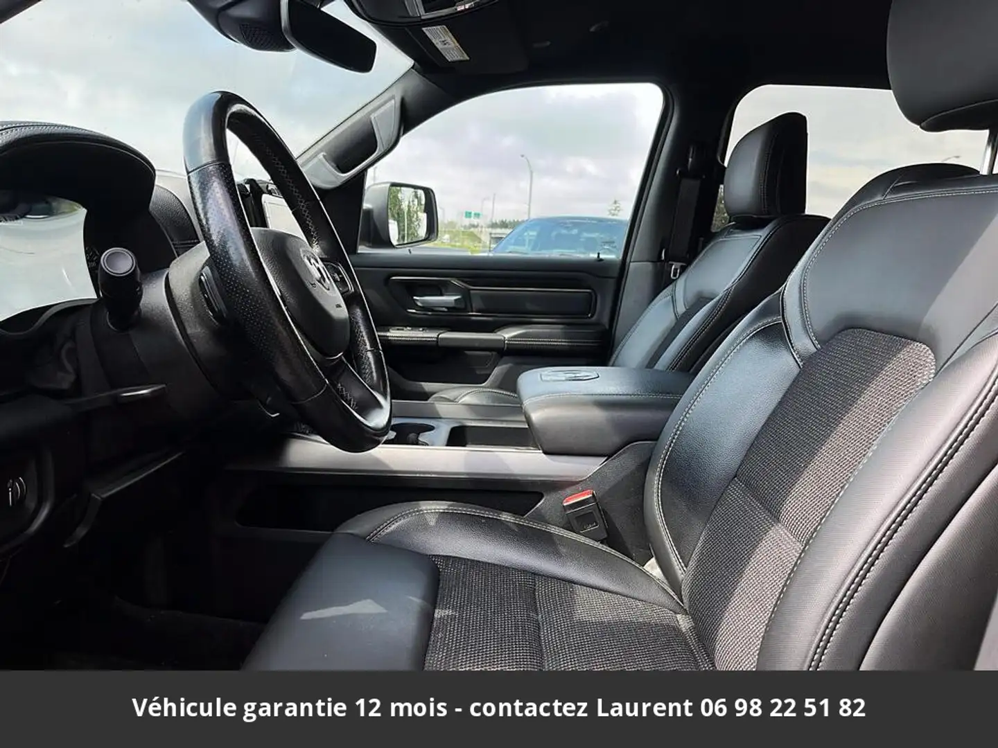 Dodge RAM Sport Night 12P 5.7L 4x4 Tout compris hors homolog Noir - 2