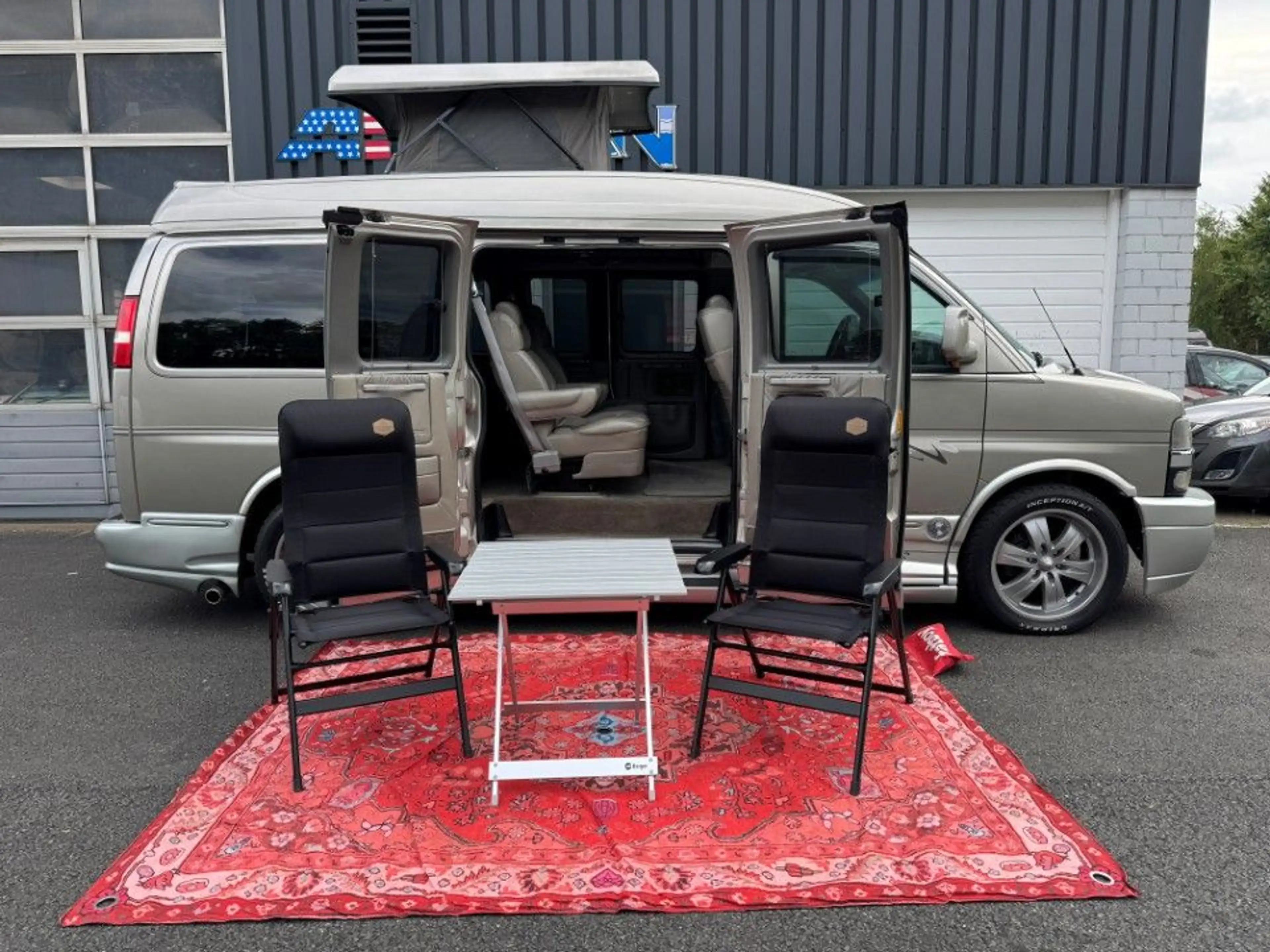 Chevrolet Express Chevy Van Expl. V8 Camper Aufstelldach — photo 4