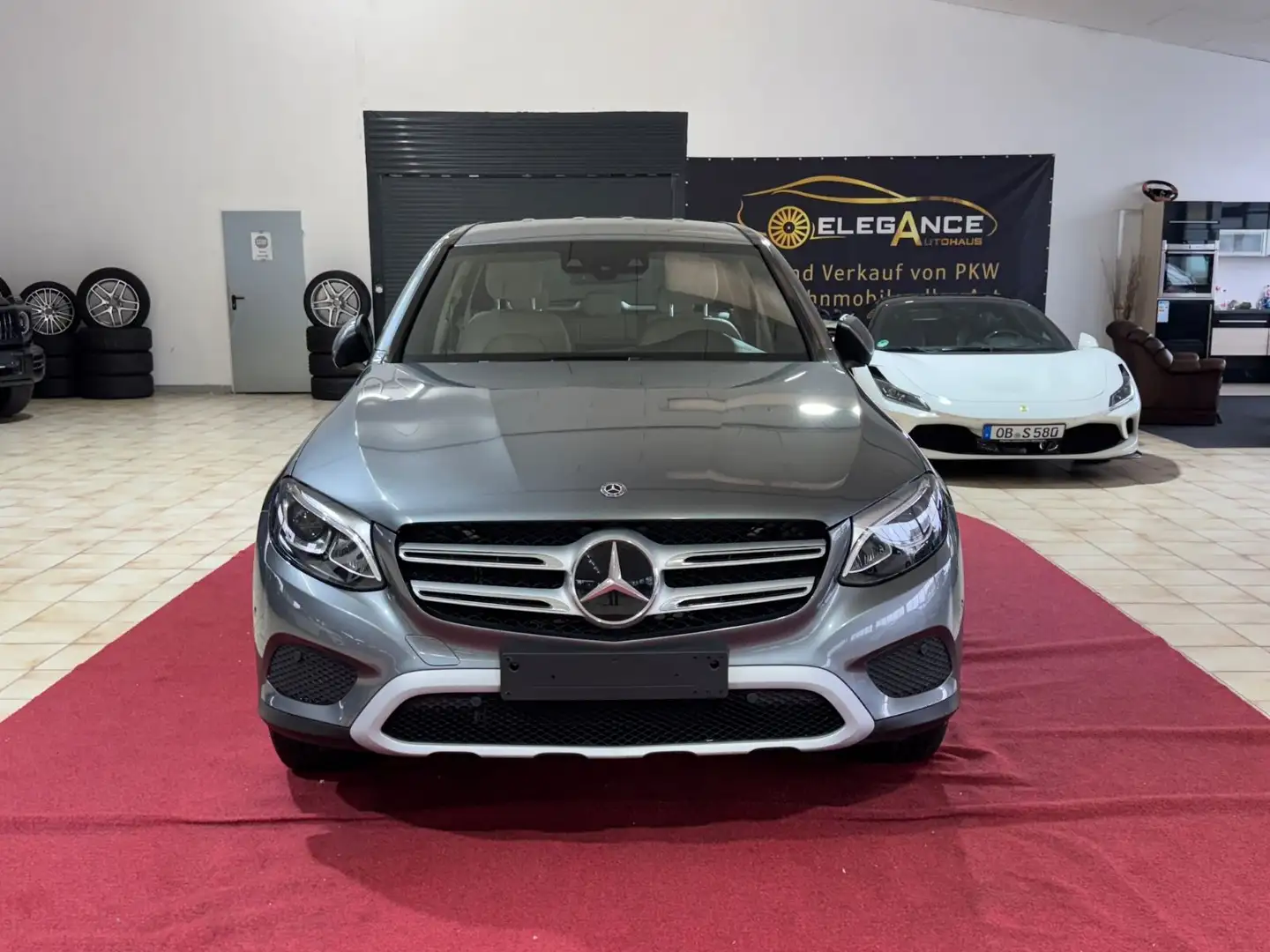 Mercedes-Benz GLC 250 4Matic Standheizung/Elekt-Memory Gris - 2
