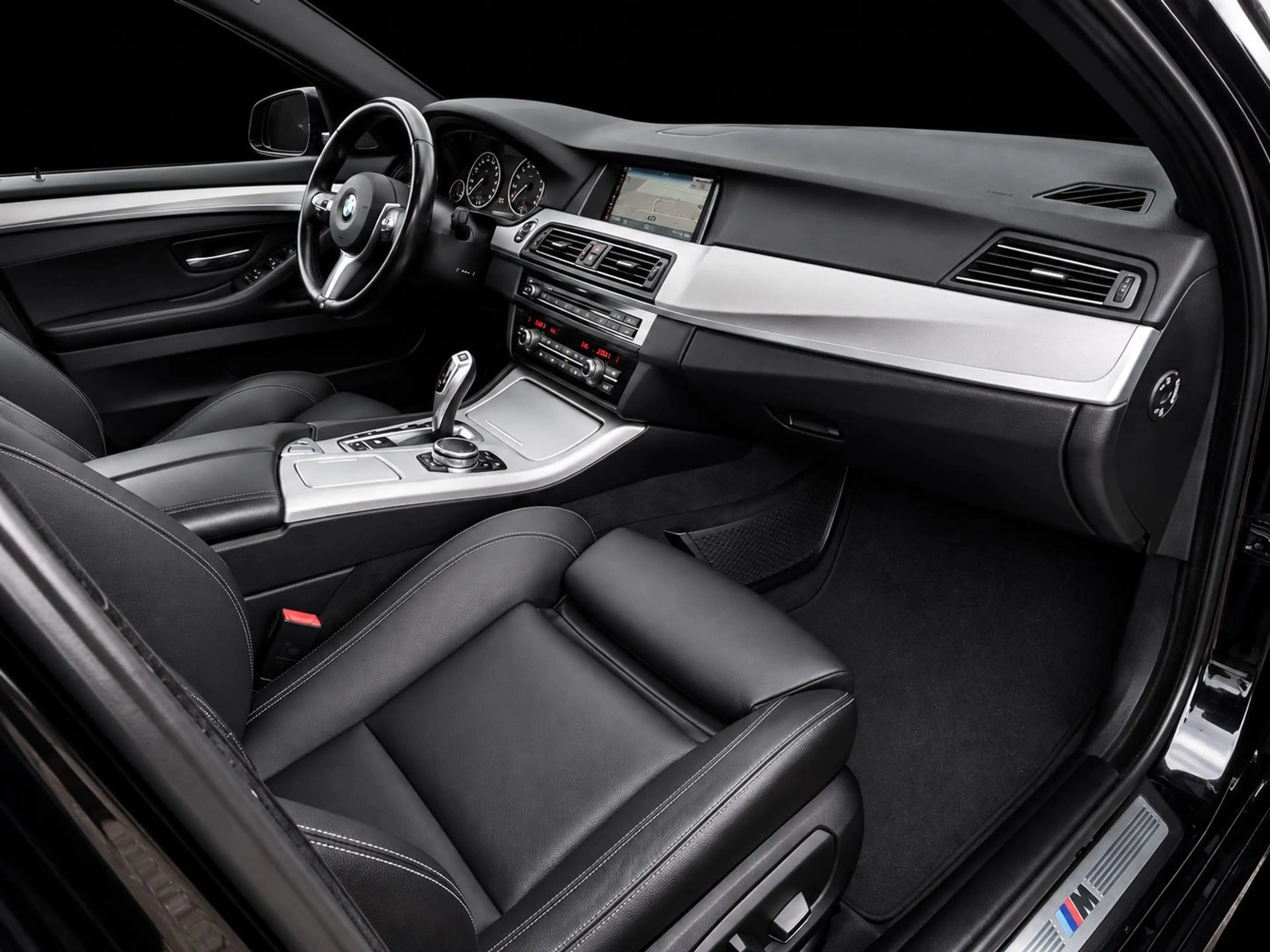 BMW 535 D xDrive M-Paket*ACC*Facelift*Harmann*Pano* — photo 11