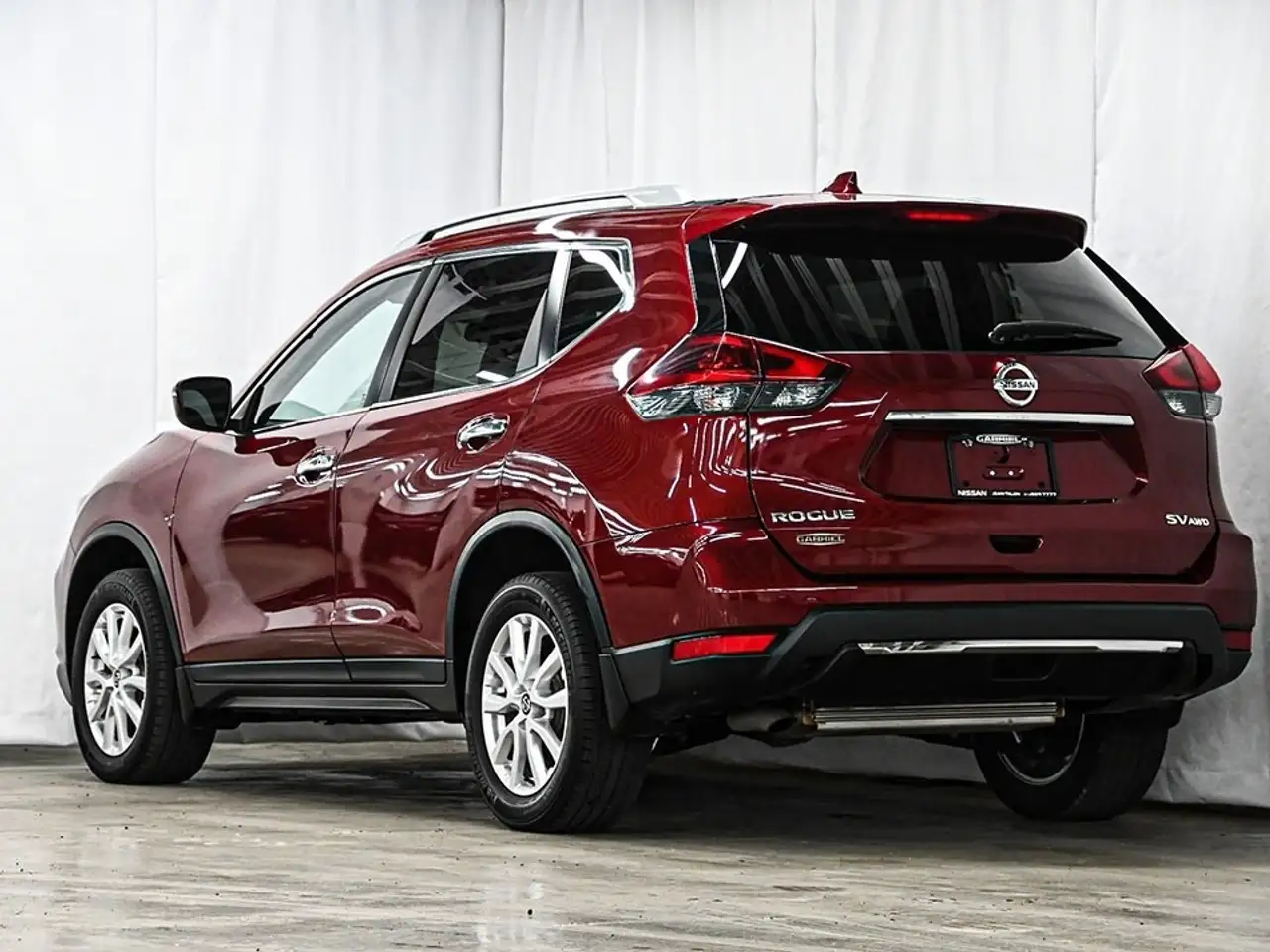 Nissan Rogue снимка Nissan Rogue