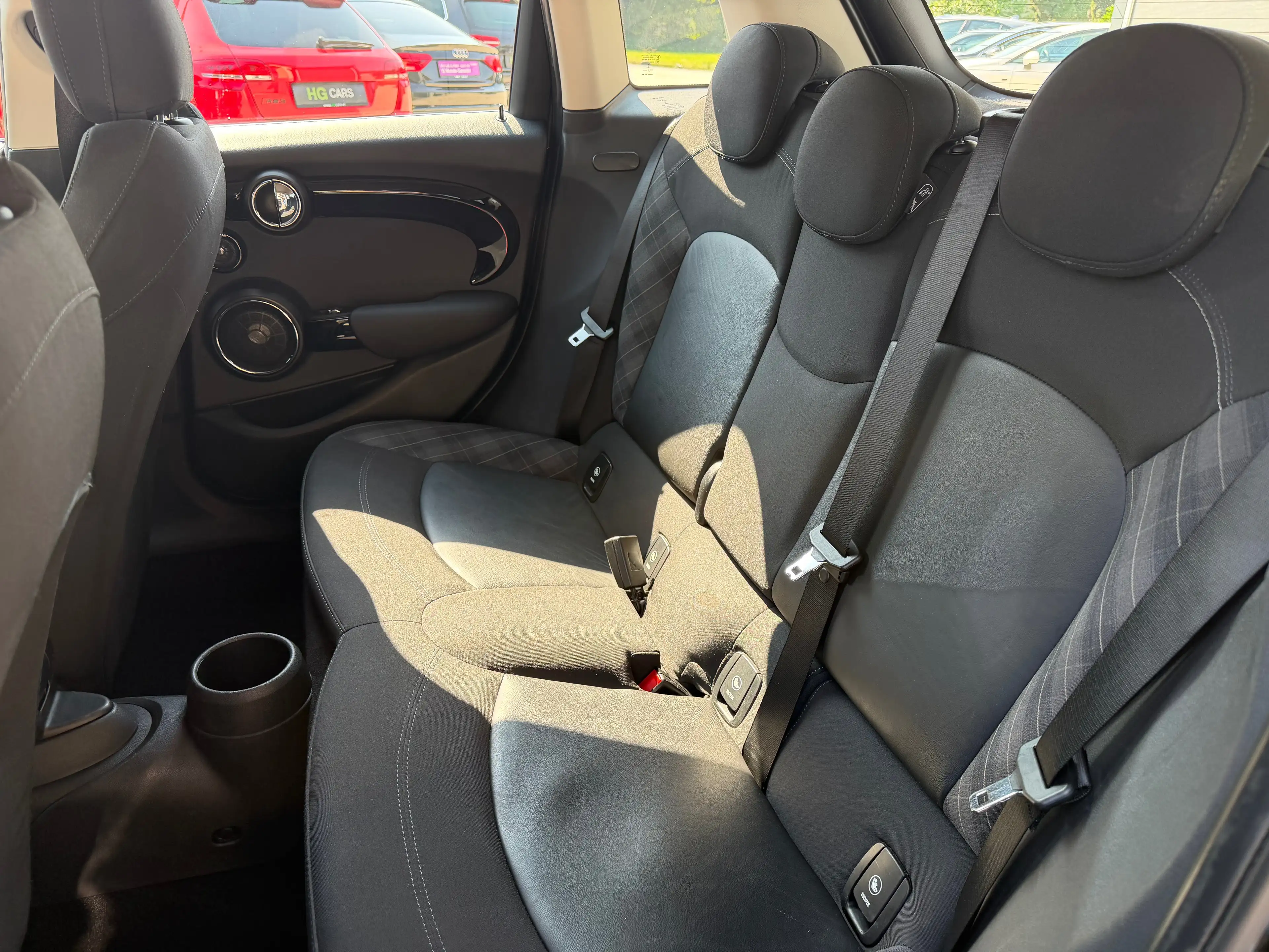 MINI Cooper D Cooper D*Ambiente*Sound*LED*Keyless*NAVI* — photo 8