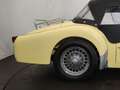 Triumph TR3 Jaune - thumbnail 24