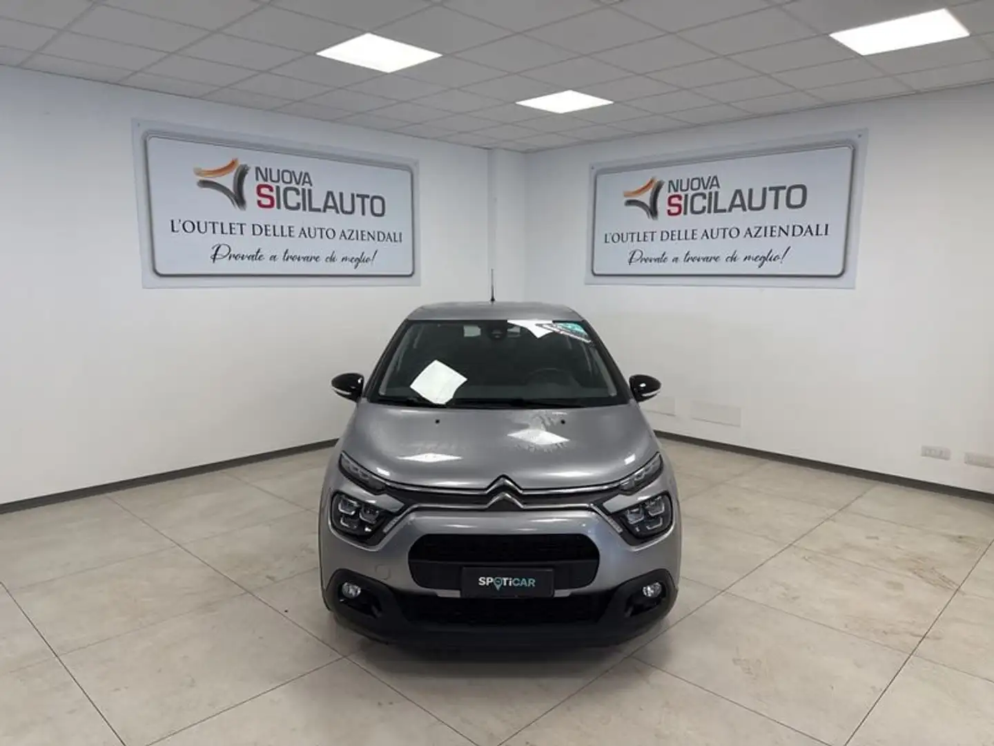 Citroen C3 III 2017 1.2 puretech Feel Pack s&s 83cv Grigio - 1