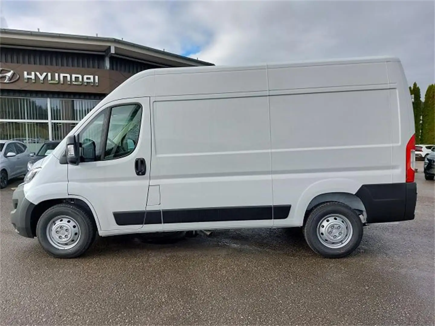 Citroen Jumper 35+ L2H2 BlueHDi 140 S&S *8-fach* Weiß - 2