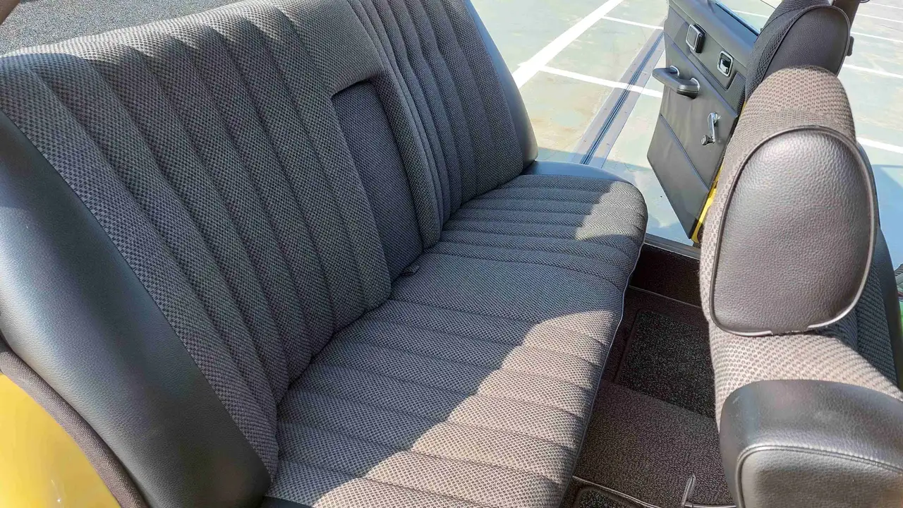 Mercedes-Benz 230 W115, foto 12