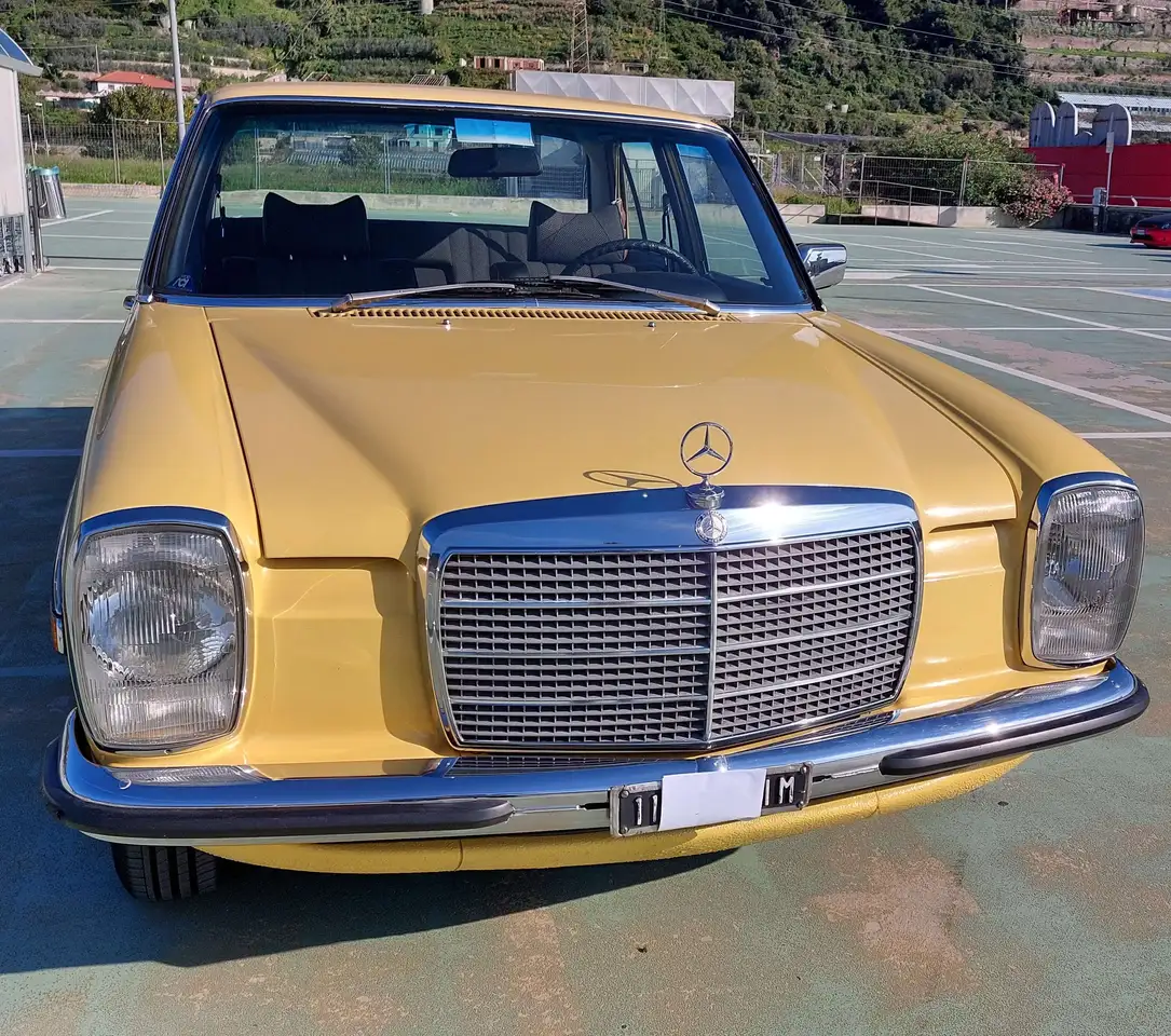 Mercedes-Benz 230 W115, foto 7