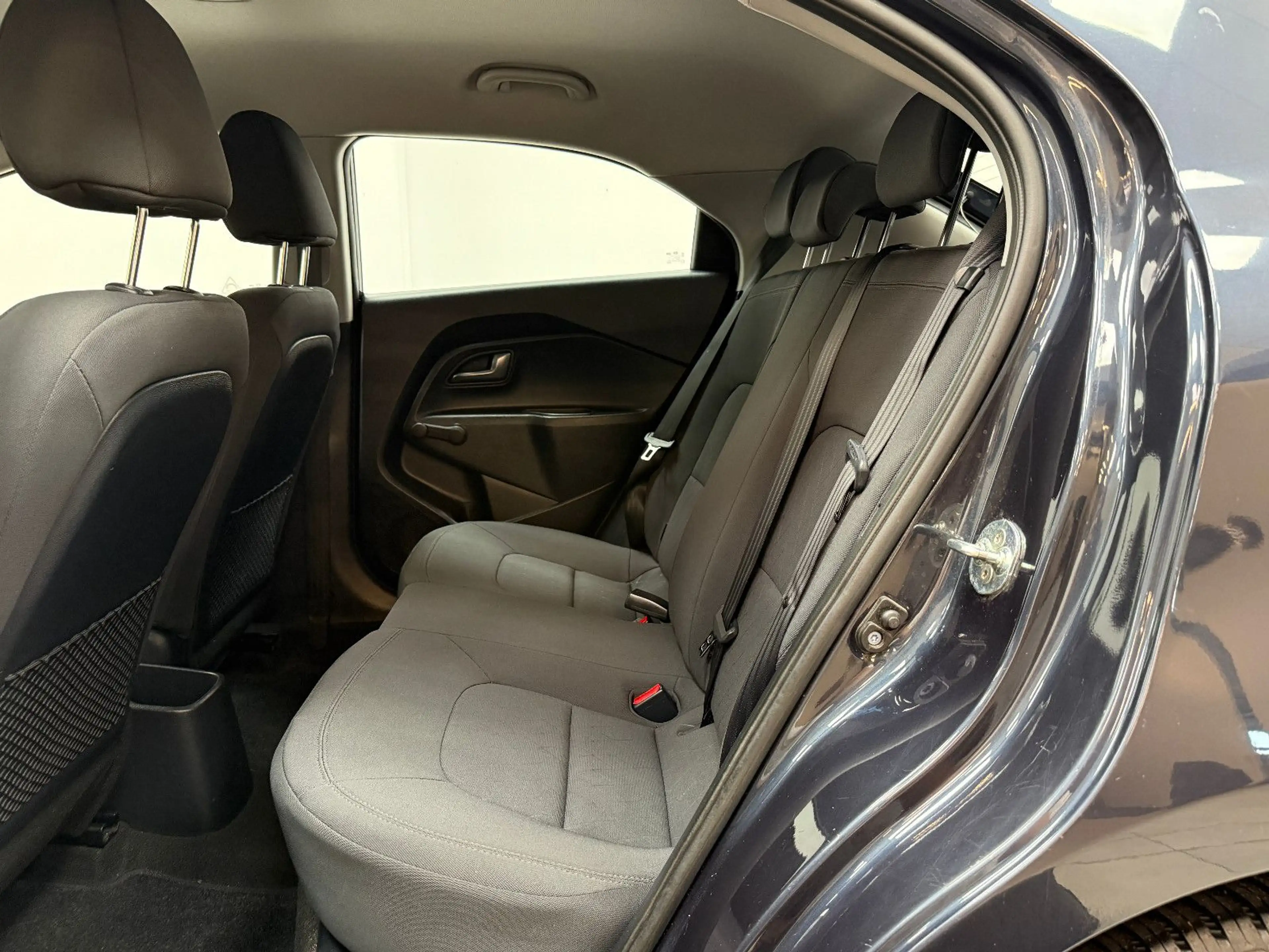 Kia Rio Edition 7 SCHECKHEFT / 5 TÜRER — photo 14