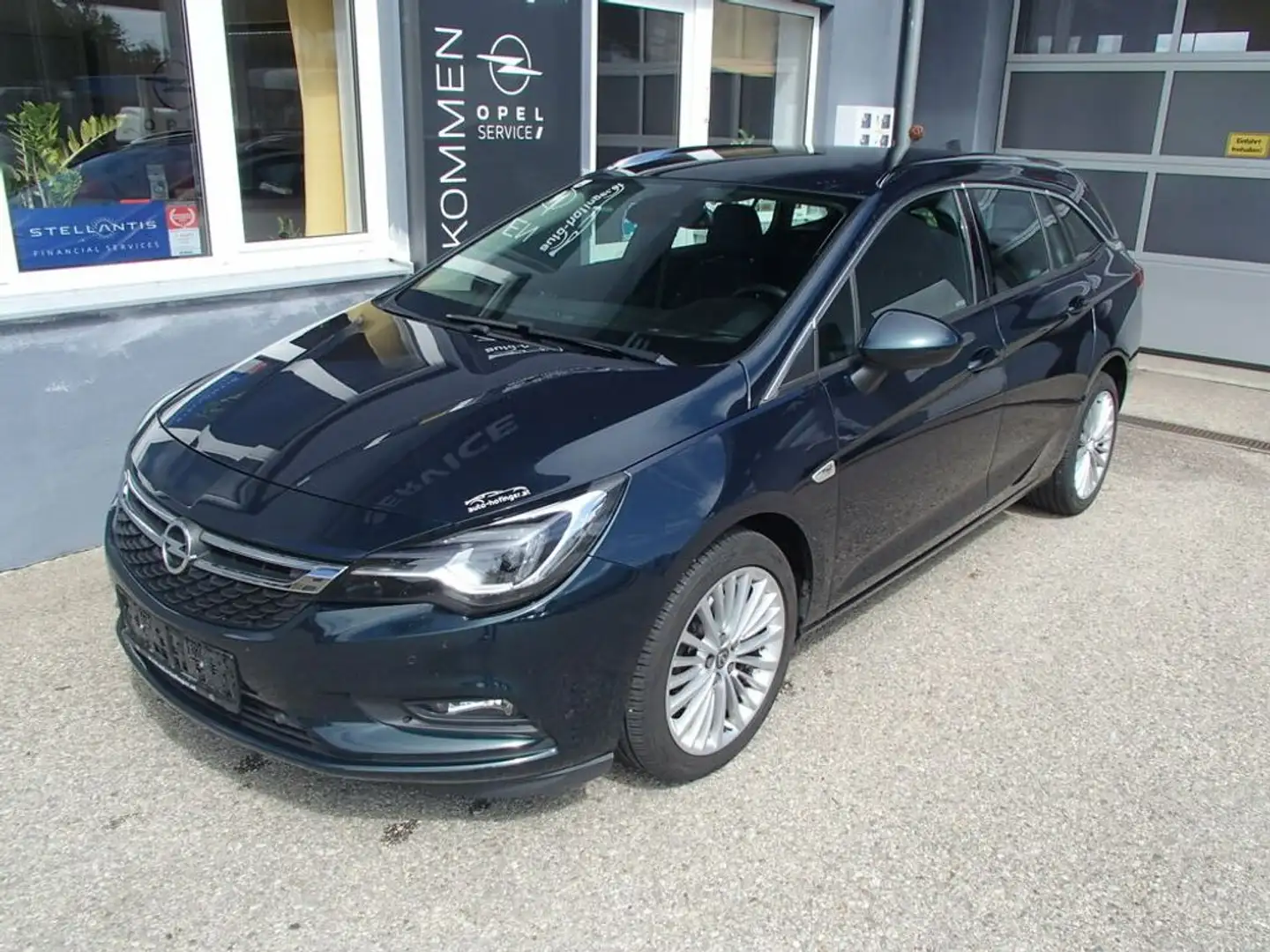 Opel Astra ST INNOVATION, Matrix, Navi, CD-Player,.... Grün - 2